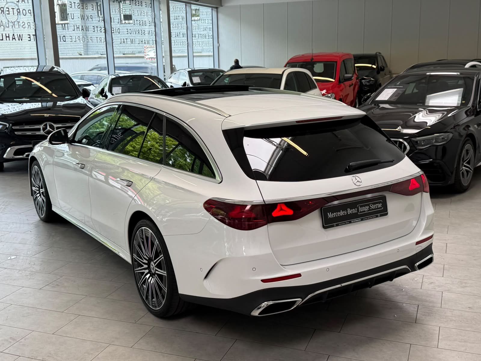 Fahrzeugabbildung Mercedes-Benz E450d 4M T AMG PREM.PLUS+AIR+BURM+DLIGHT+AHK+21"