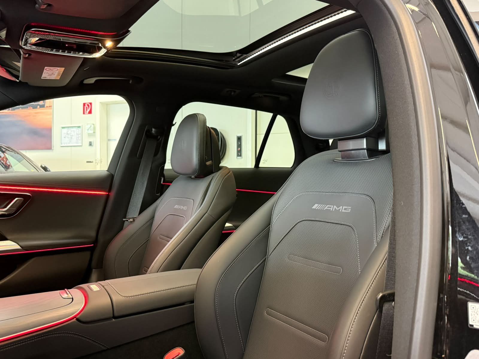 Fahrzeugabbildung Mercedes-Benz E 53 Hybrid 4M+ T PREMPLUS+PERFSOUND+NAPPA+BUR4D