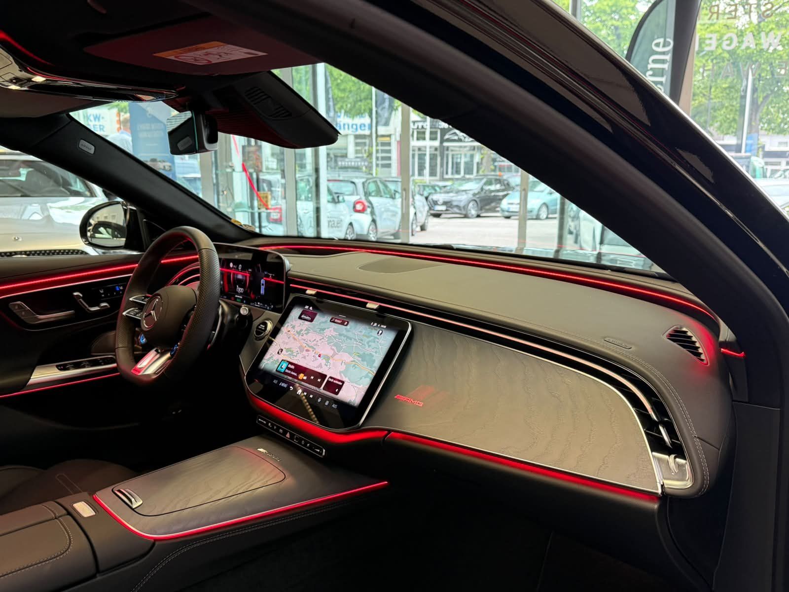 Fahrzeugabbildung Mercedes-Benz E 53 Hybrid 4M+ T PREMPLUS+PERFSOUND+NAPPA+BUR4D
