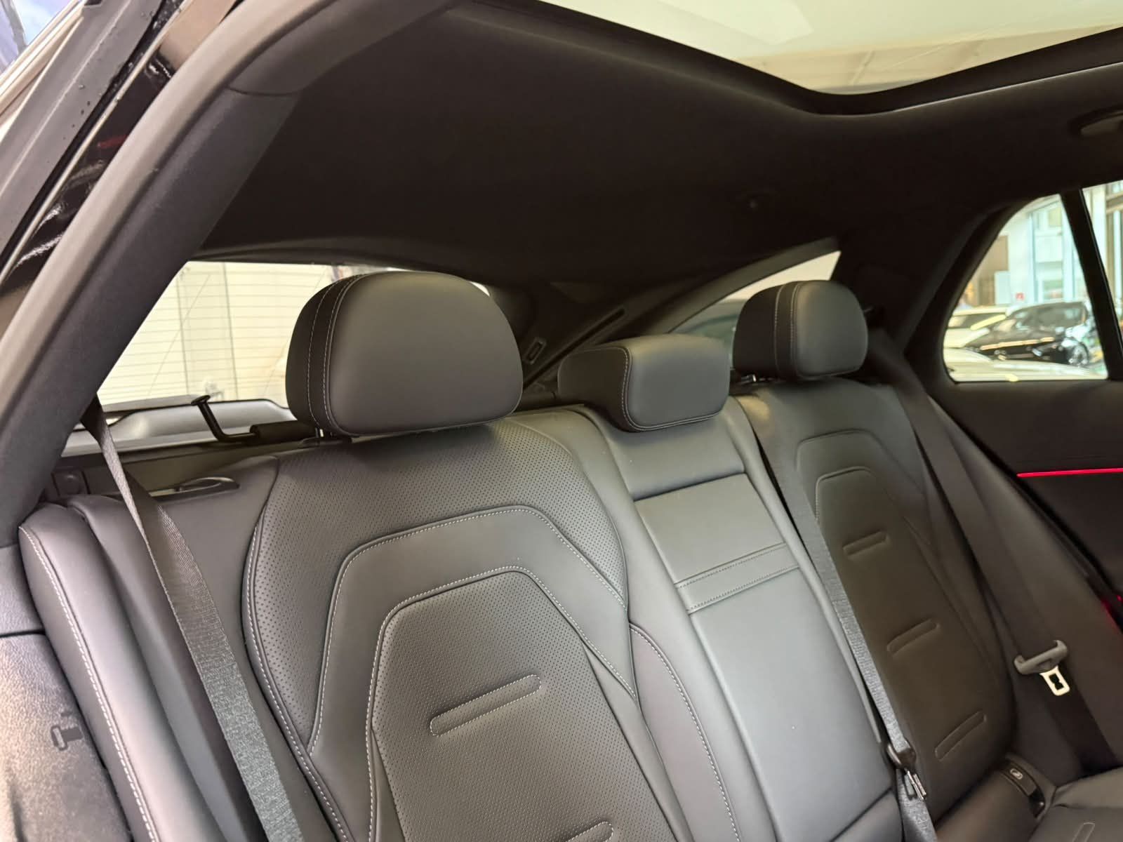 Fahrzeugabbildung Mercedes-Benz E 53 Hybrid 4M+ T PREMPLUS+PERFSOUND+NAPPA+BUR4D