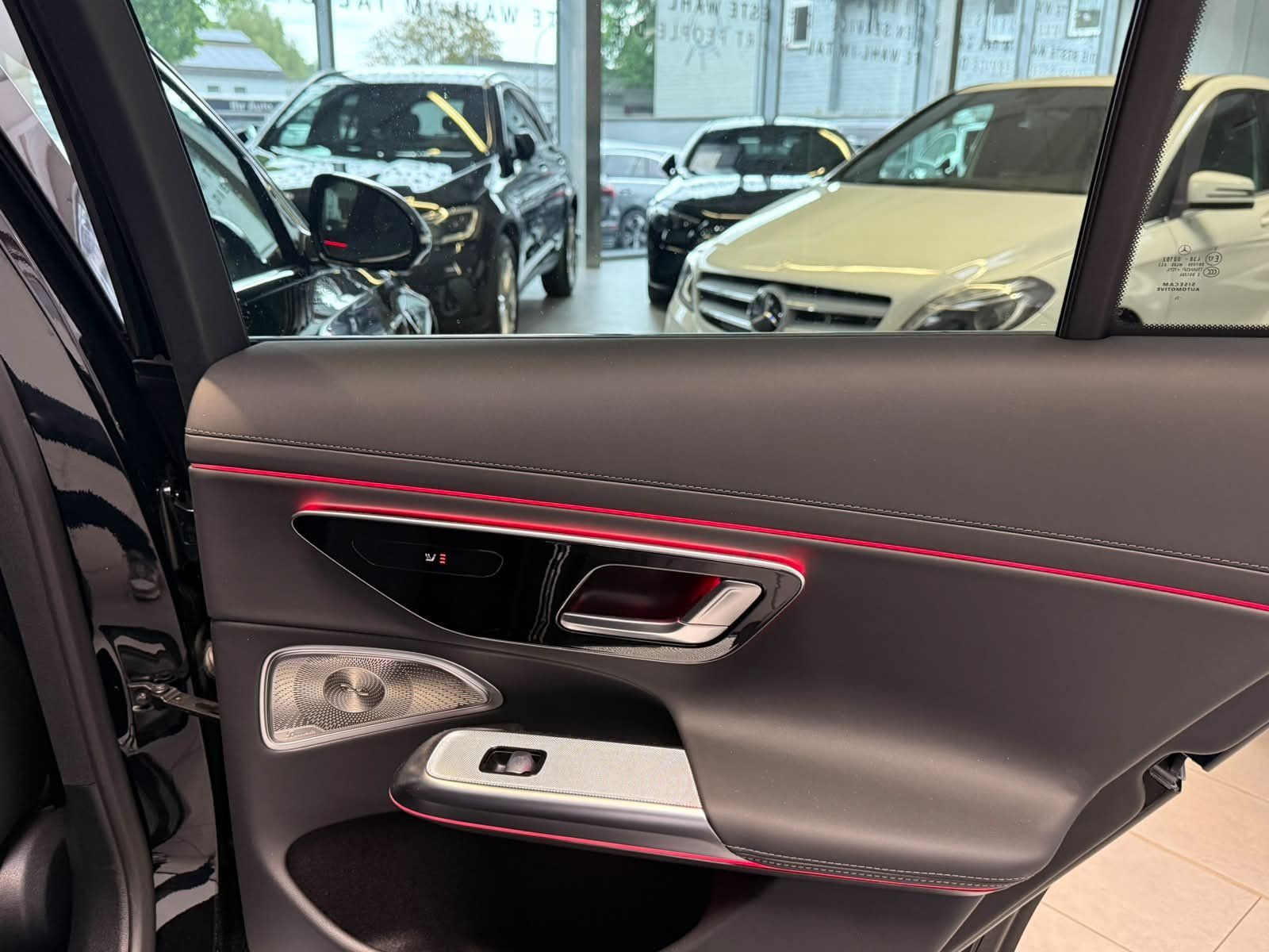 Fahrzeugabbildung Mercedes-Benz E 53 Hybrid 4M+ T PREMPLUS+PERFSOUND+NAPPA+BUR4D