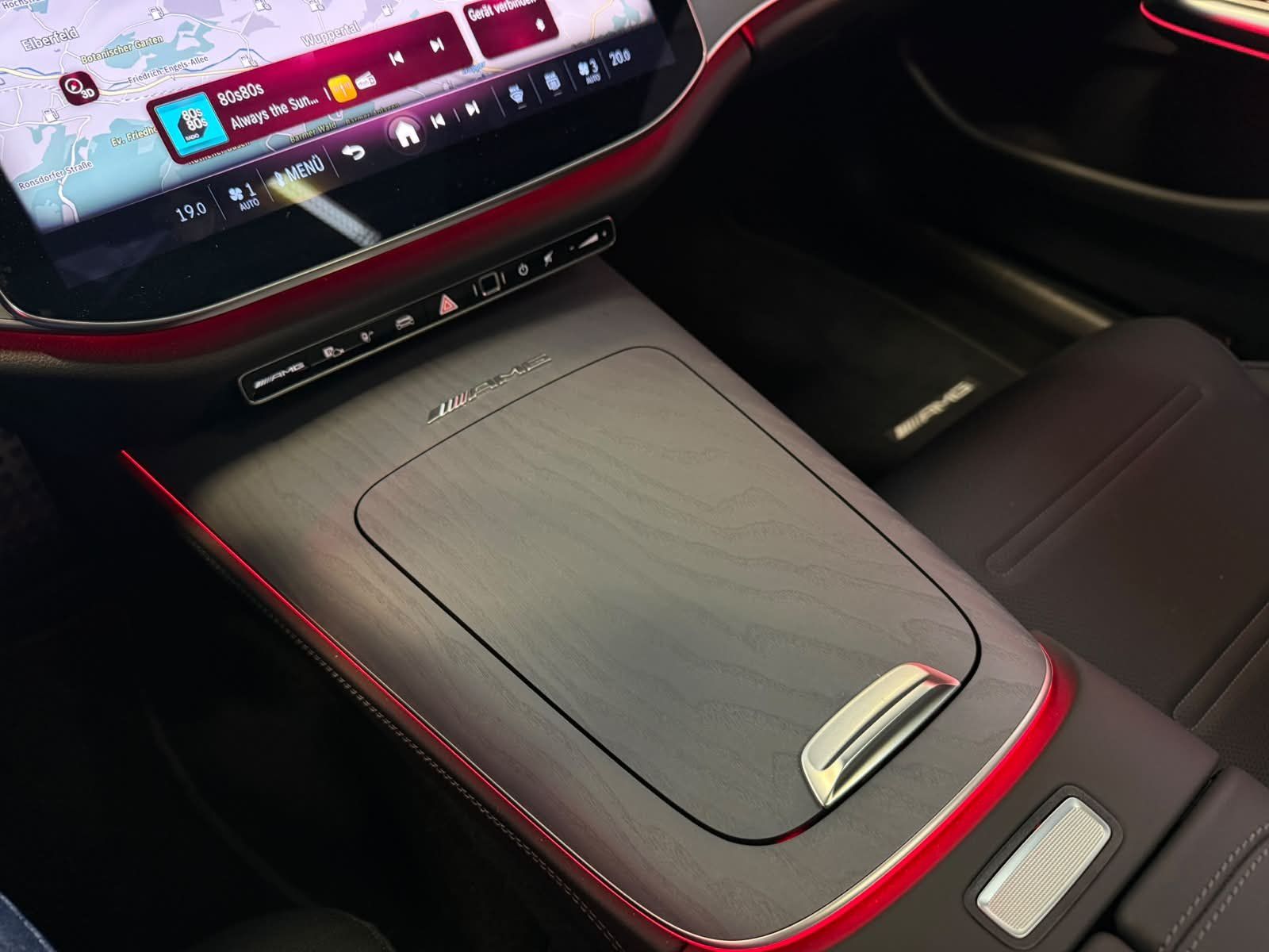 Fahrzeugabbildung Mercedes-Benz E 53 Hybrid 4M+ T PREMPLUS+PERFSOUND+NAPPA+BUR4D