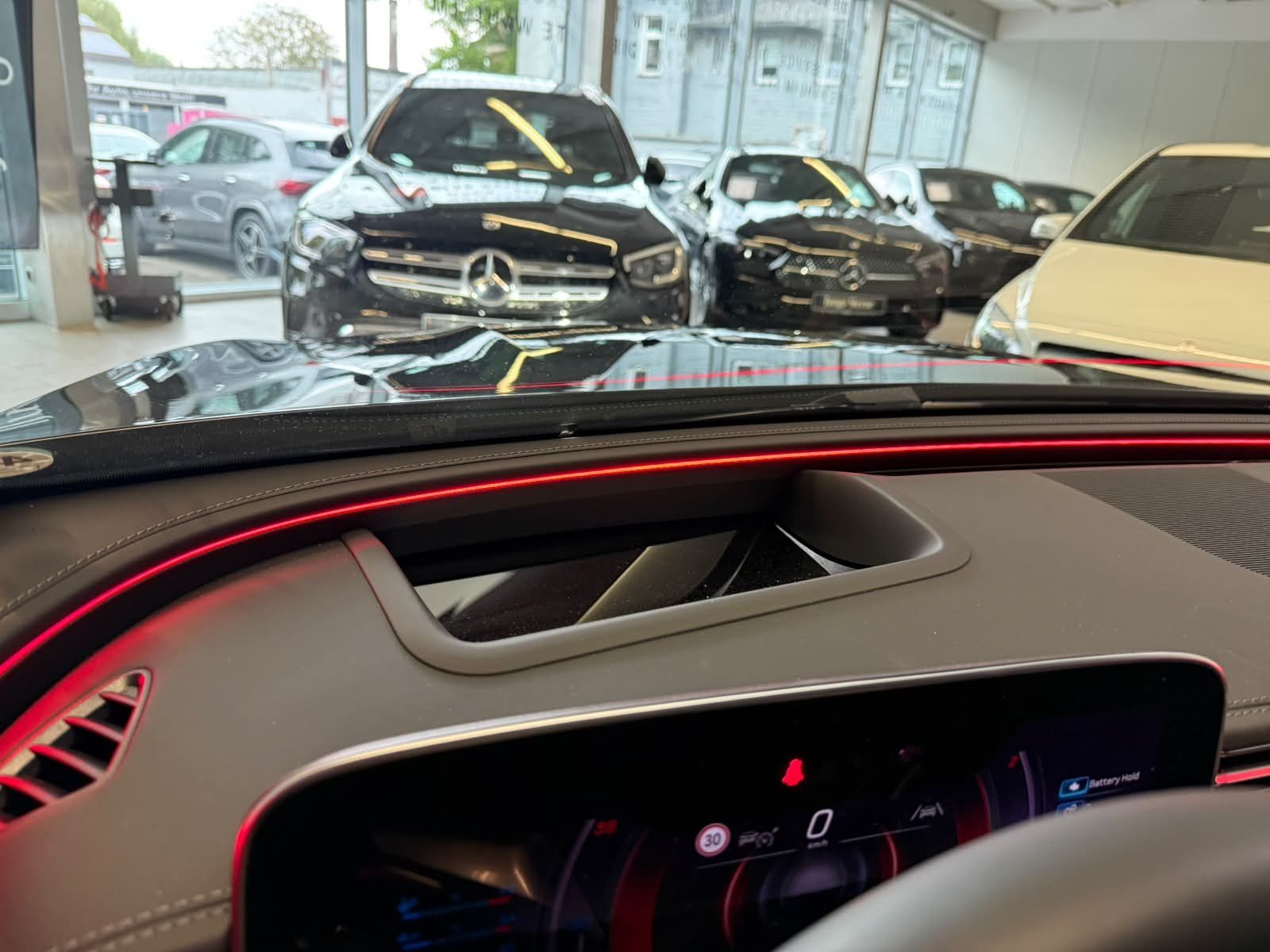 Fahrzeugabbildung Mercedes-Benz E 53 Hybrid 4M+ T PREMPLUS+PERFSOUND+NAPPA+BUR4D