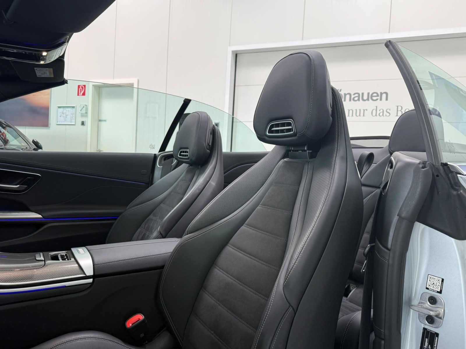 Fahrzeugabbildung Mercedes-Benz CLE 200 Cabriolet AMG PREM.+DISTR+BURM3D+DLIGHT