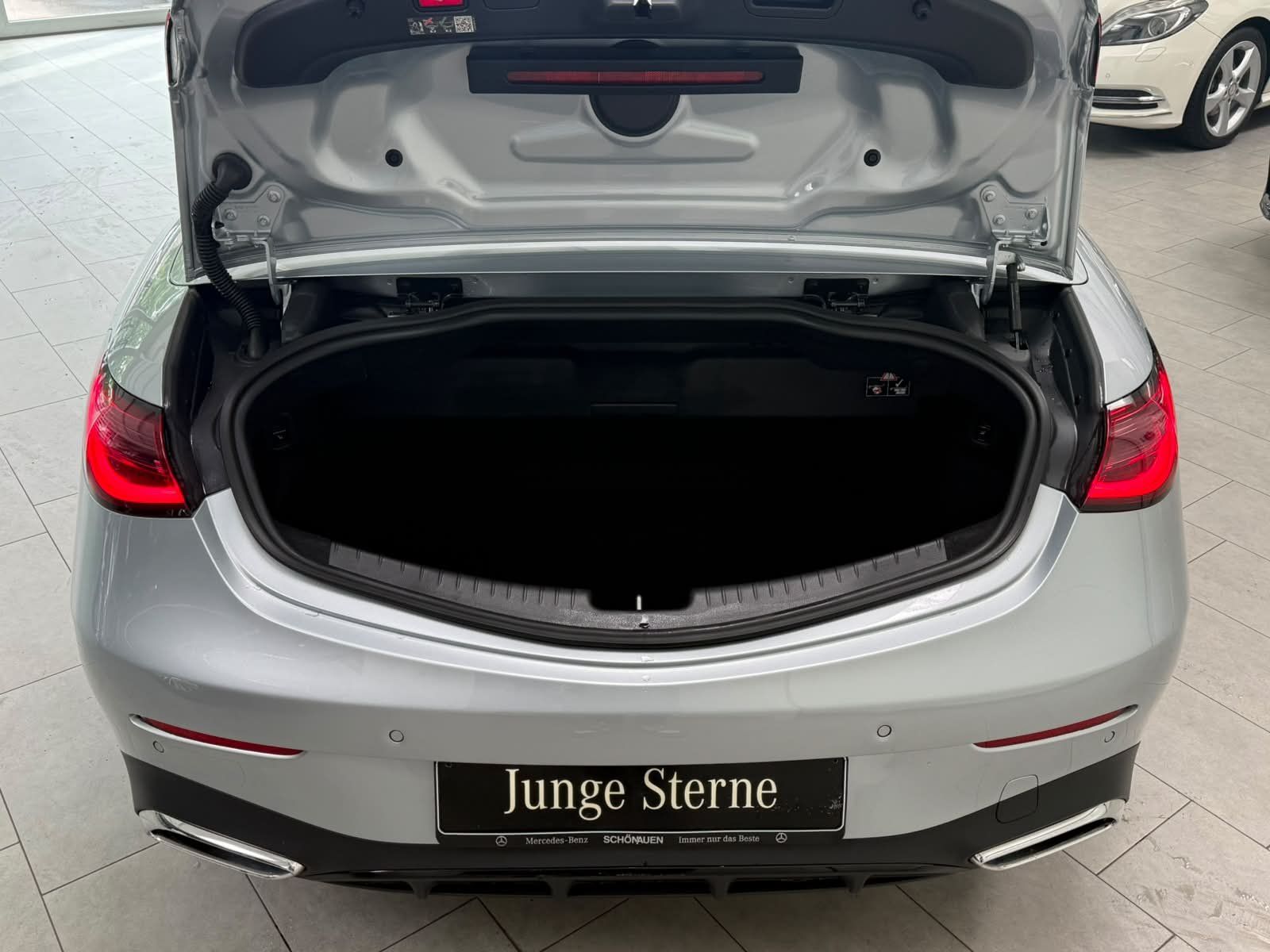 Fahrzeugabbildung Mercedes-Benz CLE 200 Cabriolet AMG PREM.+DISTR+BURM3D+DLIGHT