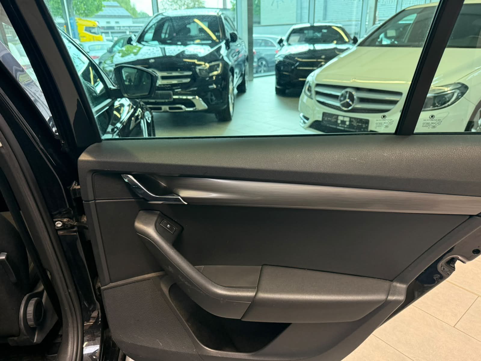 Fahrzeugabbildung SKODA Octavia 1.6 TDI Soleil VERKAUF NUR AN GEWERBE