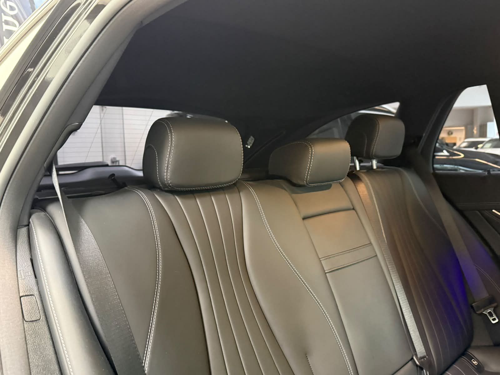 Fahrzeugabbildung Mercedes-Benz E 400 T d AMG EXCLUSIVE+MBEAM+AHK+DISTR+MASSAGE