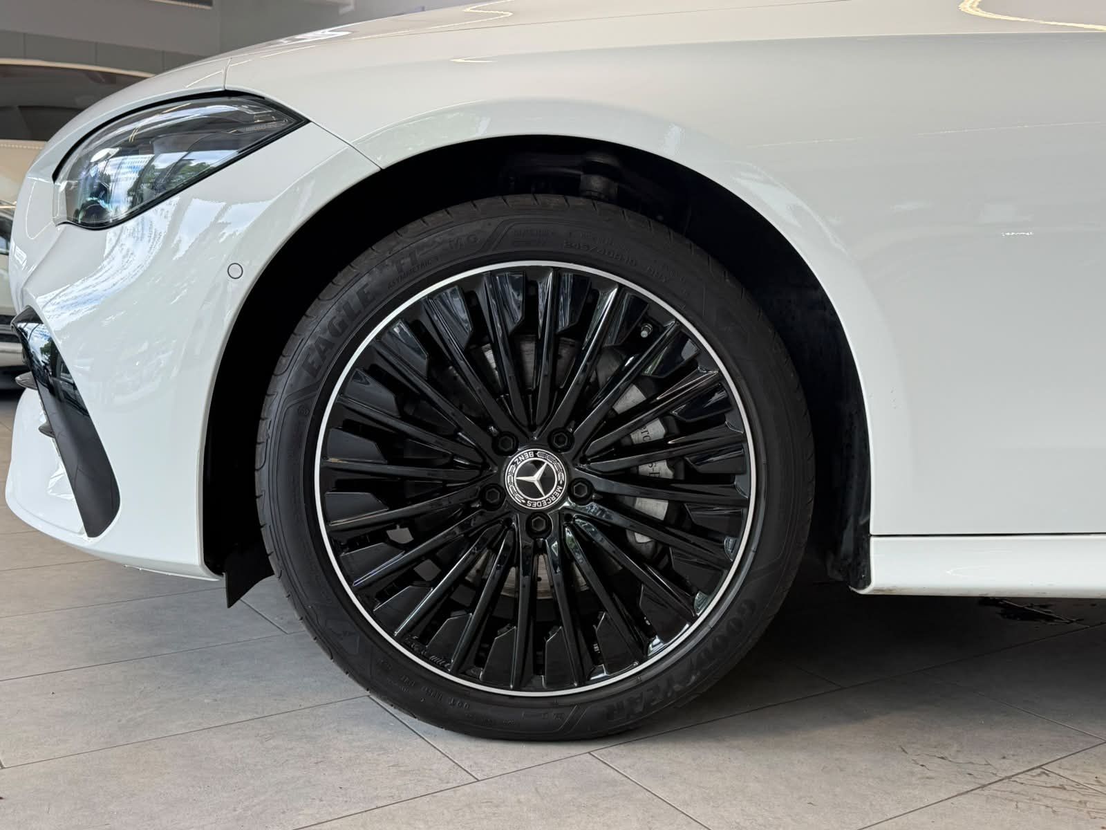 Fahrzeugabbildung Mercedes-Benz CLE 300 e AMG HUD+DIGITAL+NIGHT+DIST+BURM3D+PANO