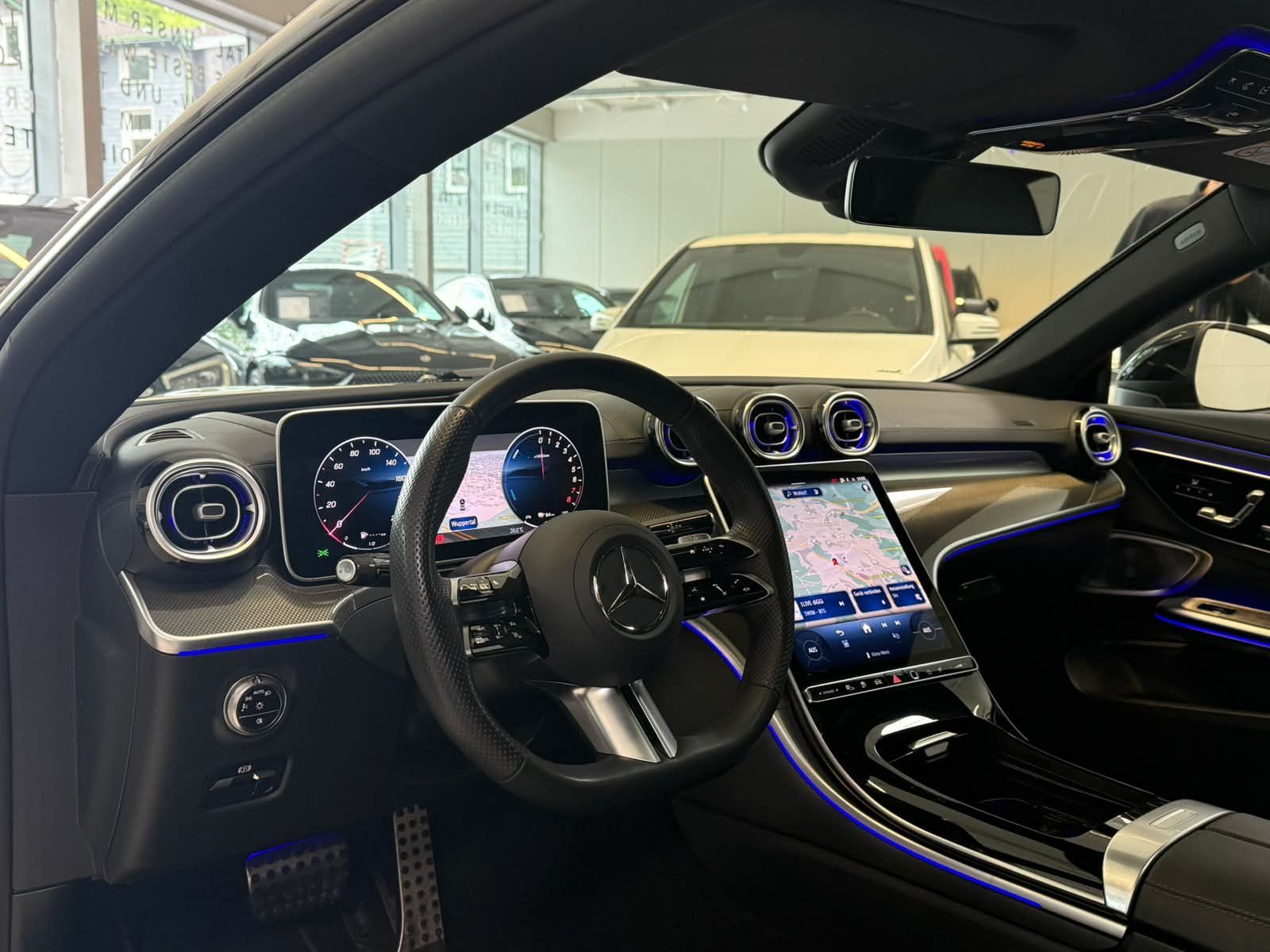Fahrzeugabbildung Mercedes-Benz CLE 300 e AMG HUD+DIGITAL+NIGHT+DIST+BURM3D+PANO