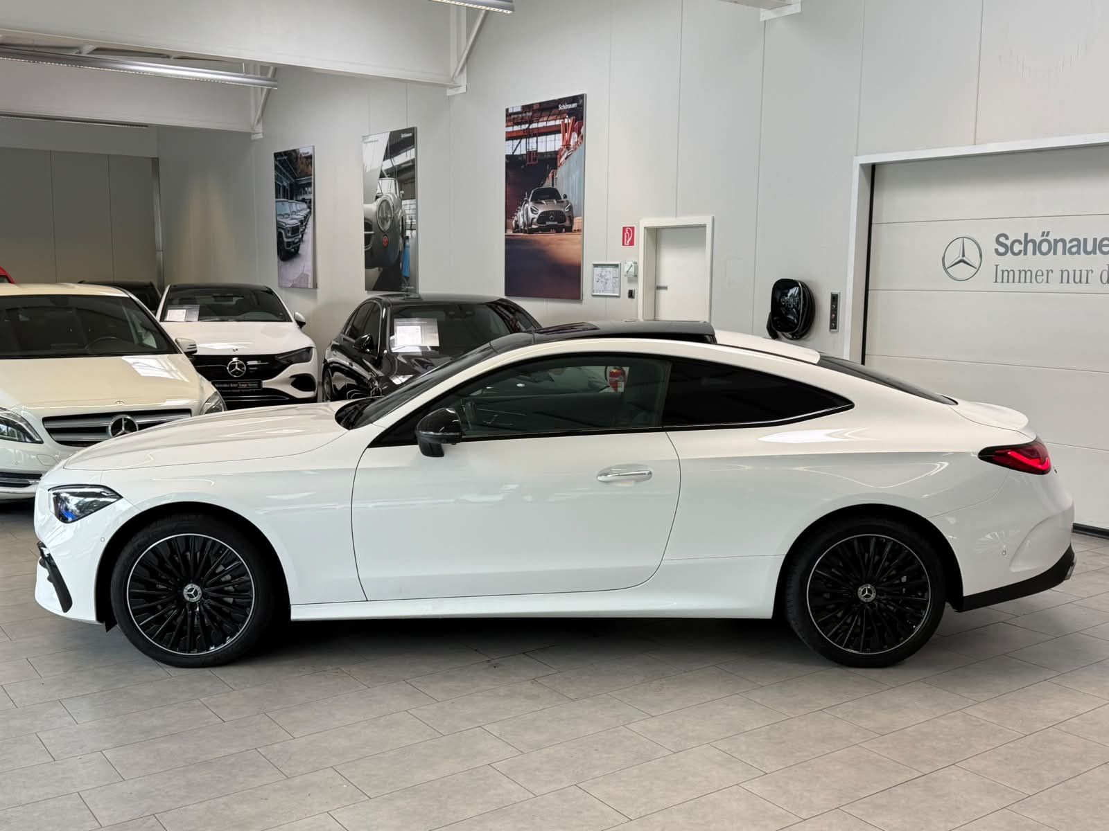 Fahrzeugabbildung Mercedes-Benz CLE 300 e AMG HUD+DIGITAL+NIGHT+DIST+BURM3D+PANO