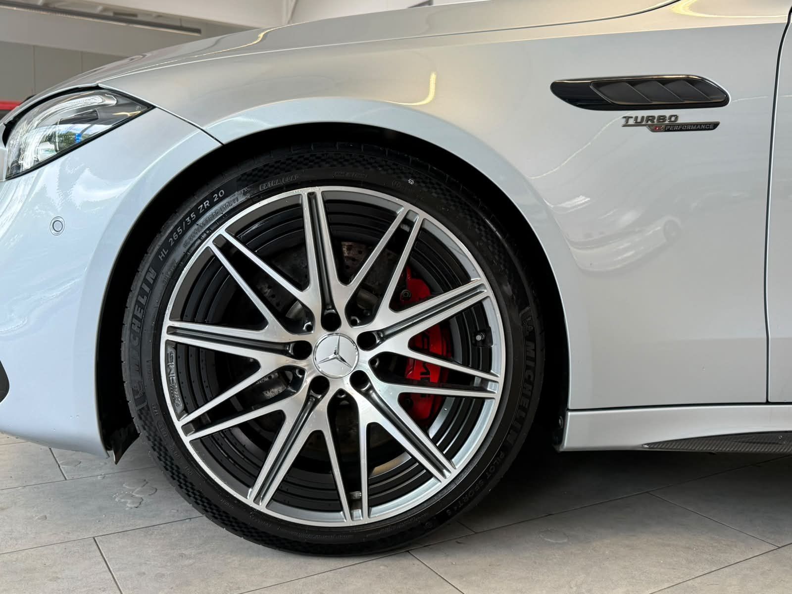 Fahrzeugabbildung Mercedes-Benz AMG C63 S E UPE146t€+CARBON I+II+BURM3D+PERFSITZ