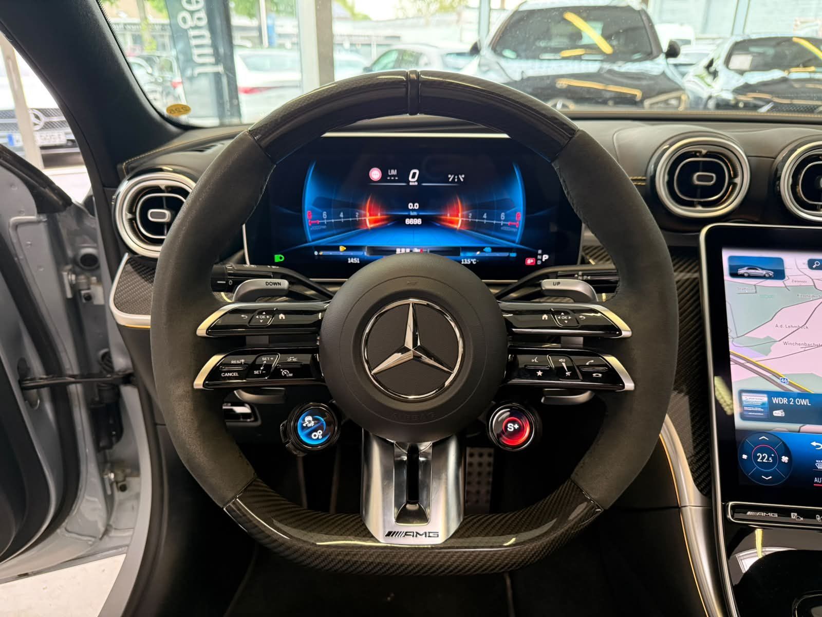 Fahrzeugabbildung Mercedes-Benz AMG C63 S E UPE146t€+CARBON I+II+BURM3D+PERFSITZ
