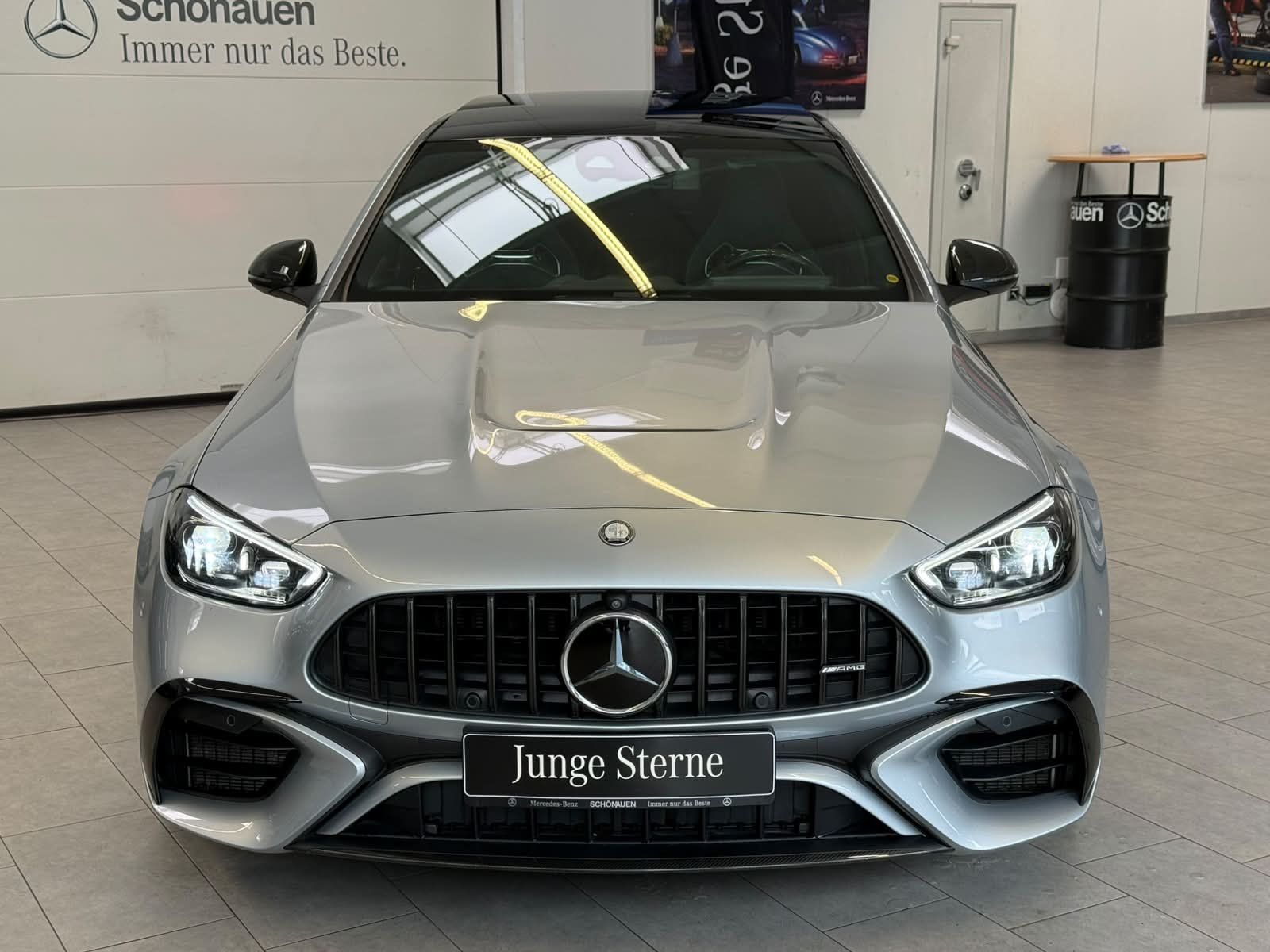 Fahrzeugabbildung Mercedes-Benz AMG C63 S E UPE146t€+CARBON I+II+BURM3D+PERFSITZ