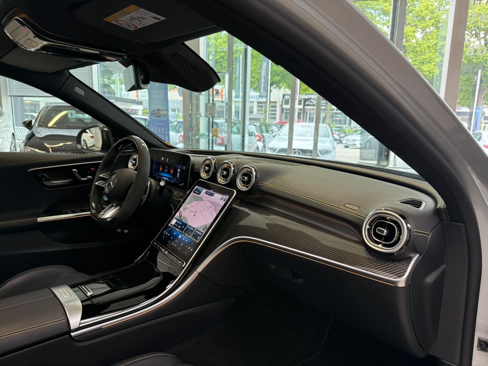 Fahrzeugabbildung Mercedes-Benz AMG C63 S E UPE146t€+CARBON I+II+BURM3D+PERFSITZ