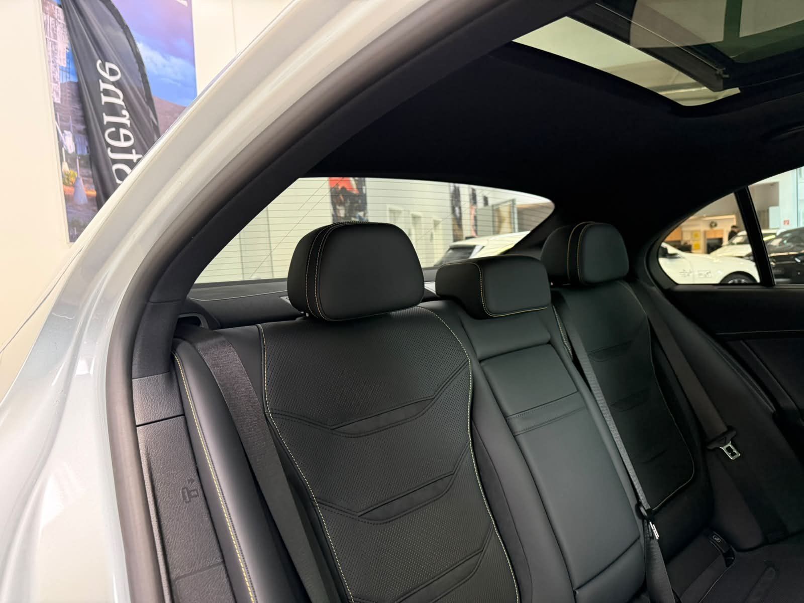 Fahrzeugabbildung Mercedes-Benz AMG C63 S E UPE146t€+CARBON I+II+BURM3D+PERFSITZ