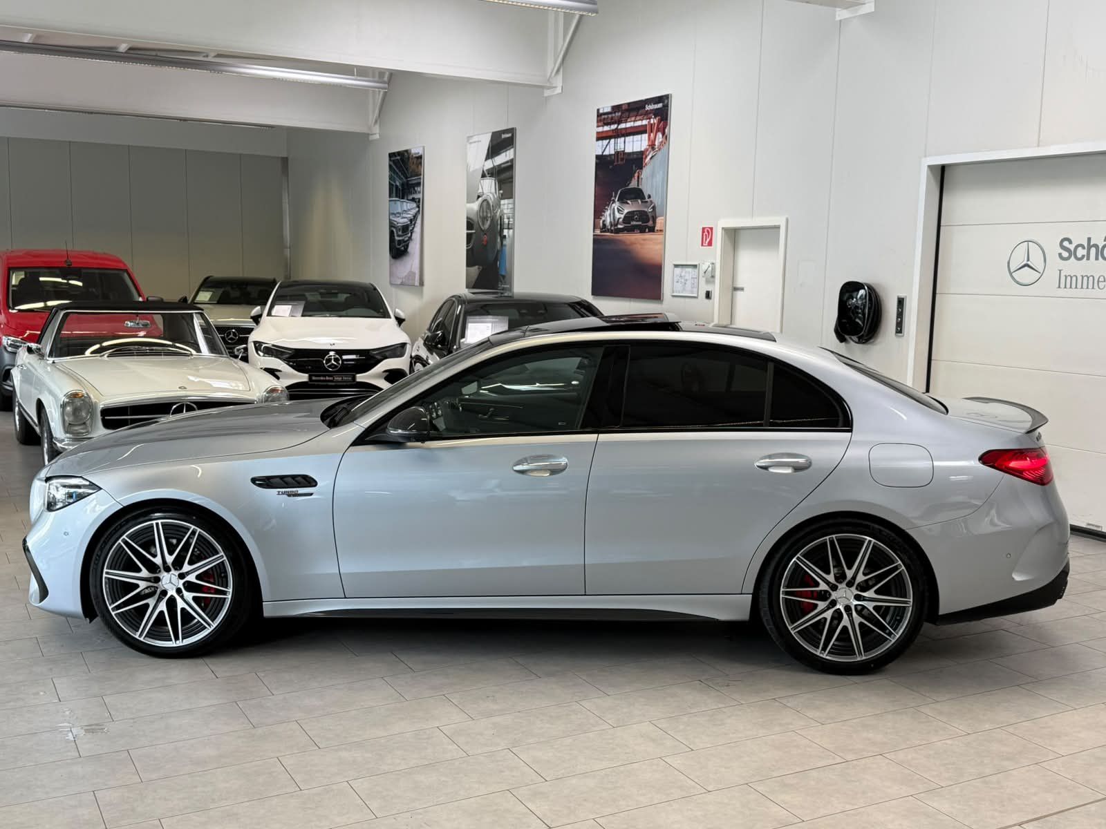 Fahrzeugabbildung Mercedes-Benz AMG C63 S E UPE146t€+CARBON I+II+BURM3D+PERFSITZ