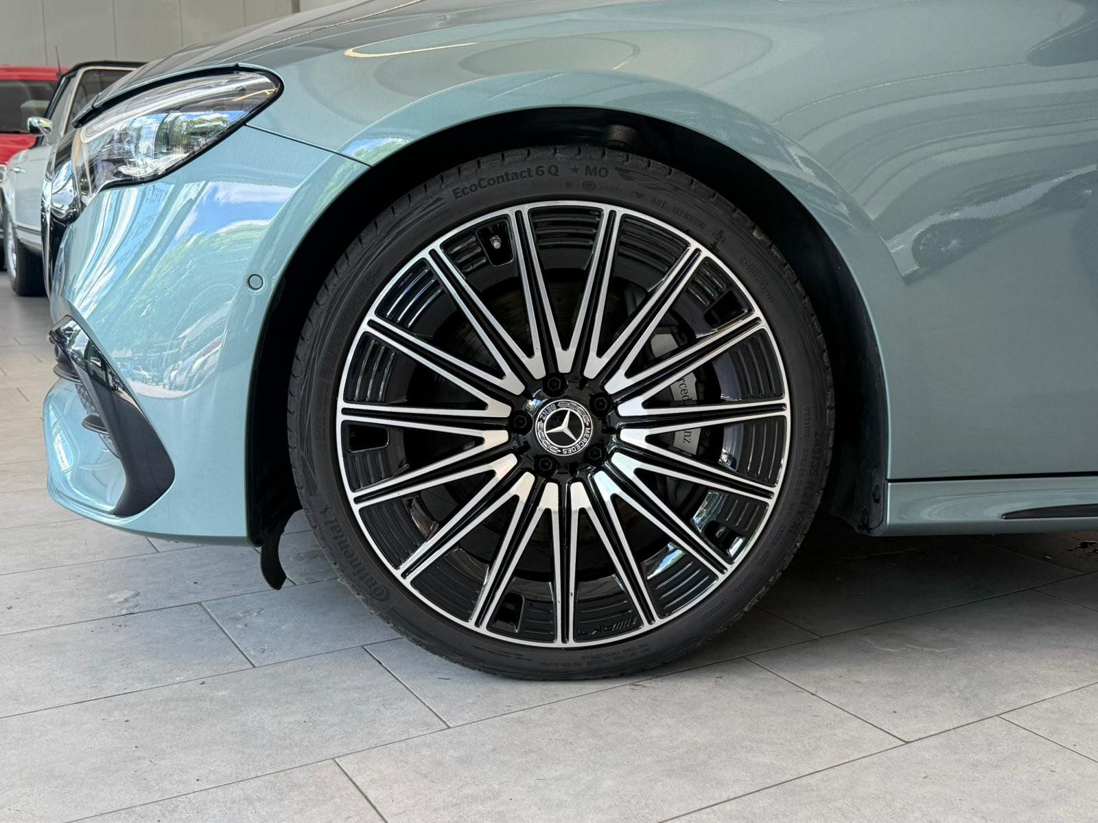 Fahrzeugabbildung Mercedes-Benz E 220d T AMG+AIRMATIC+PANO+NAPPA+STDHZ+NIGHT+360