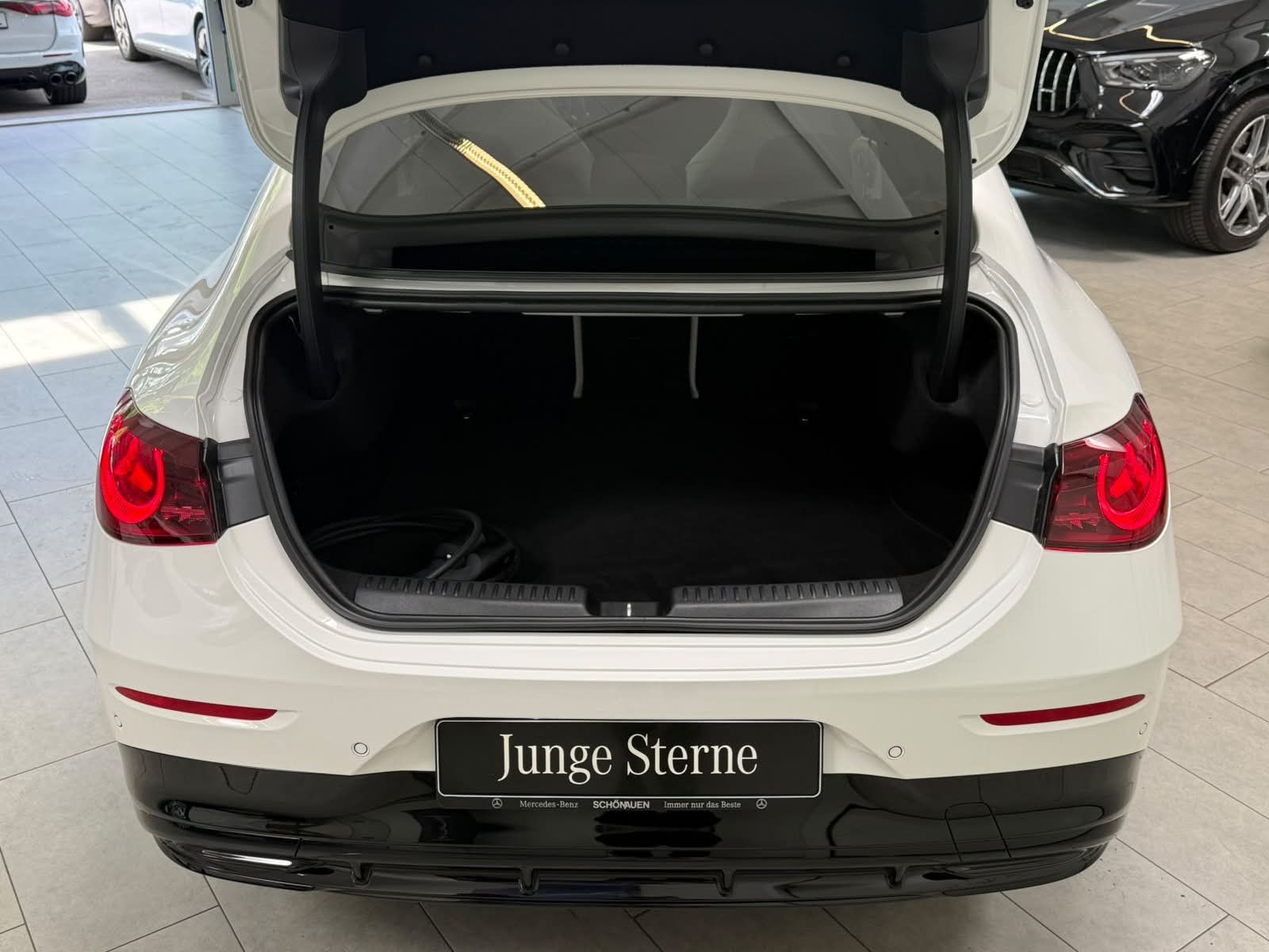 Fahrzeugabbildung Mercedes-Benz CLA 250+ AMG EQ PREMPLUS+HUD+BURM+PANO+NIGHT+19"