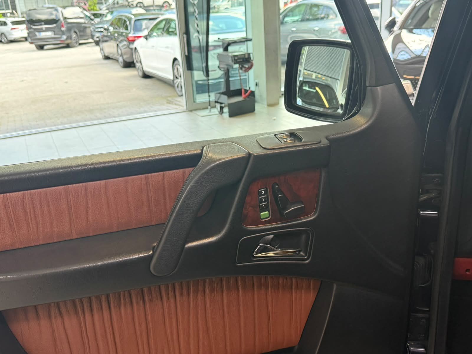 Fahrzeugabbildung Mercedes-Benz G 500 Cabrio blau/braun NEUZUSTAND+STHZ+HISTORIE