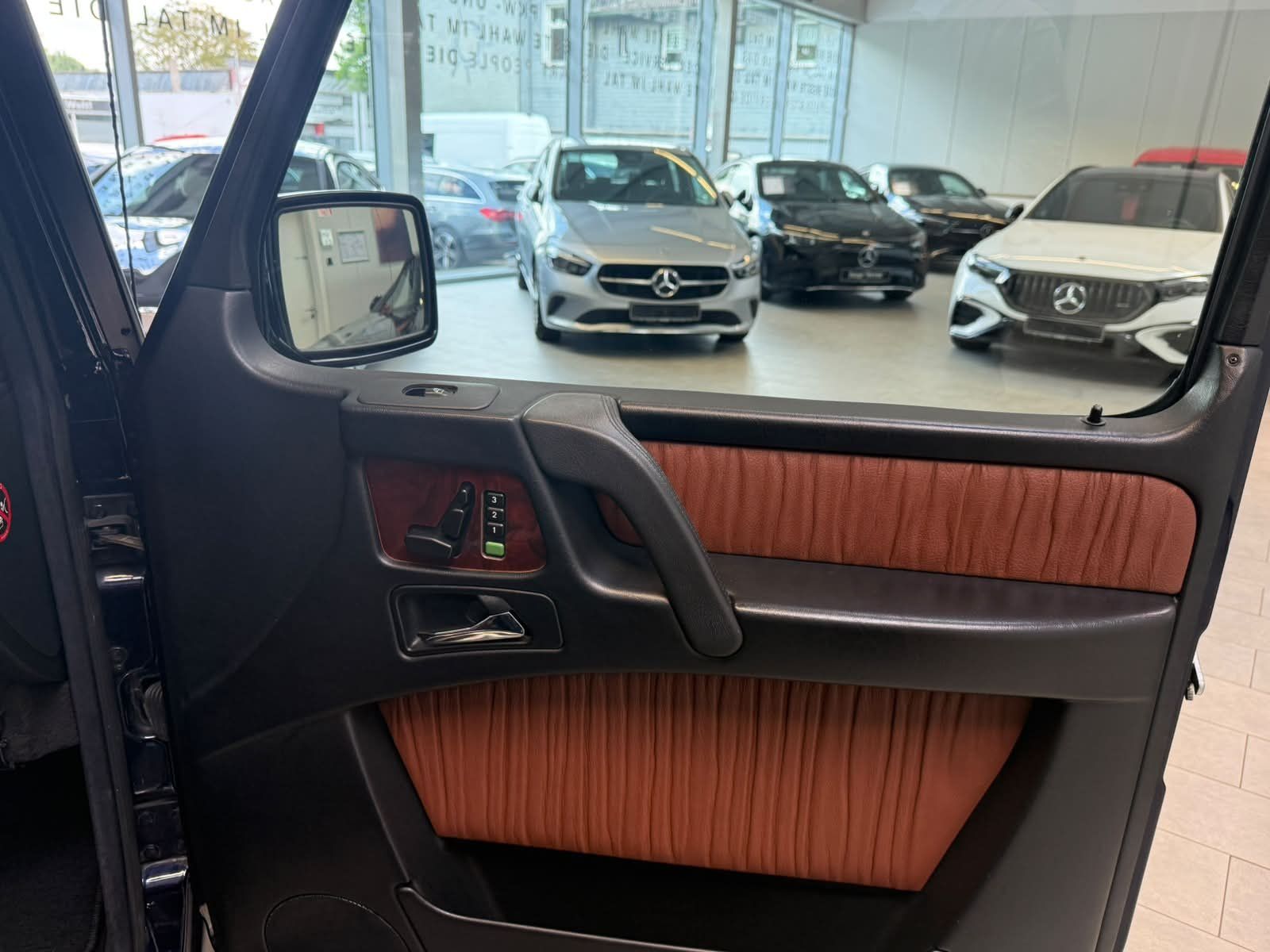 Fahrzeugabbildung Mercedes-Benz G 500 Cabrio blau/braun NEUZUSTAND+STHZ+HISTORIE