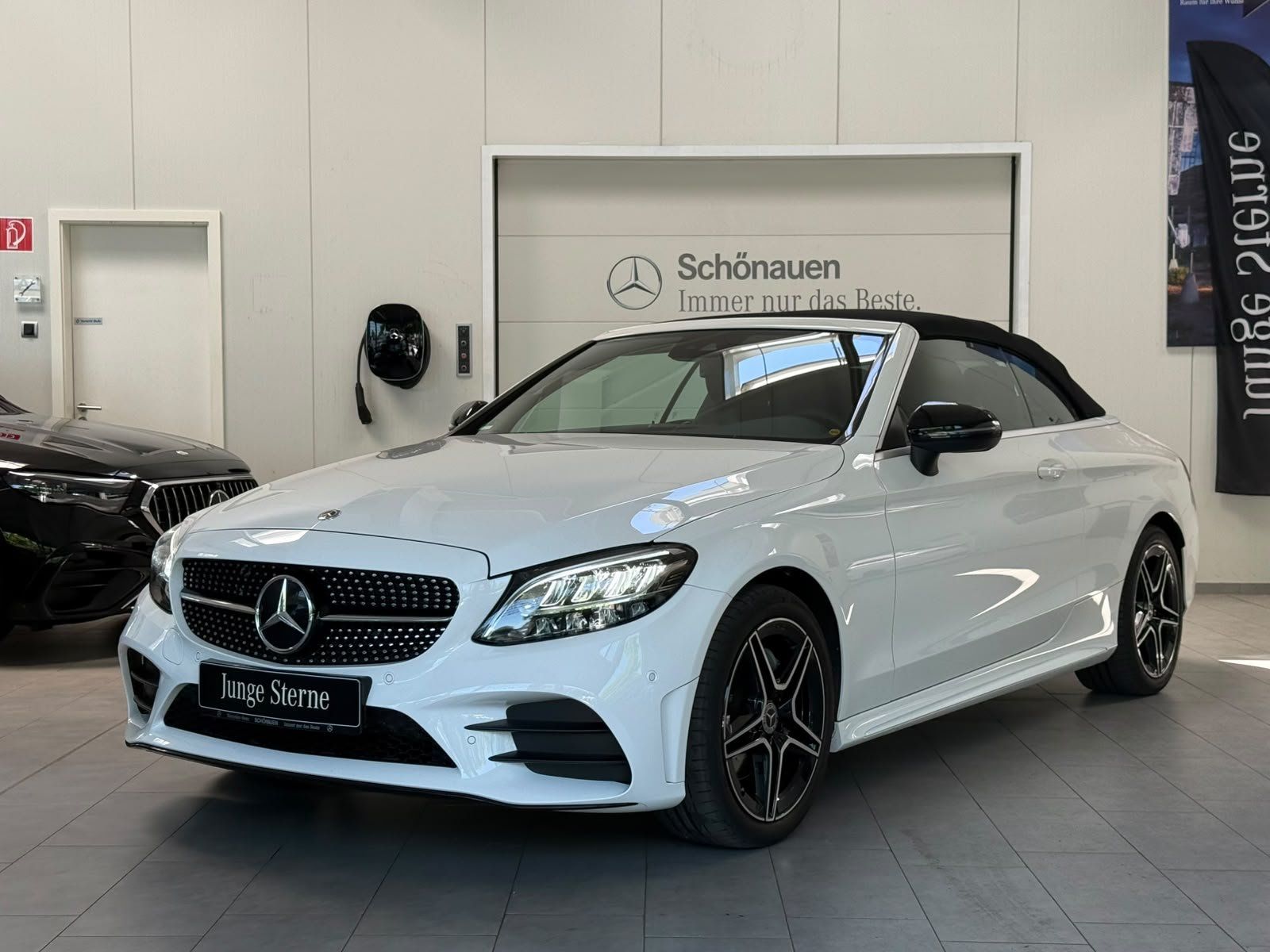 Fahrzeugabbildung Mercedes-Benz C 200 Cabriolet AMG NIGHT+KEYLESS+BURM+LED+TEMPO