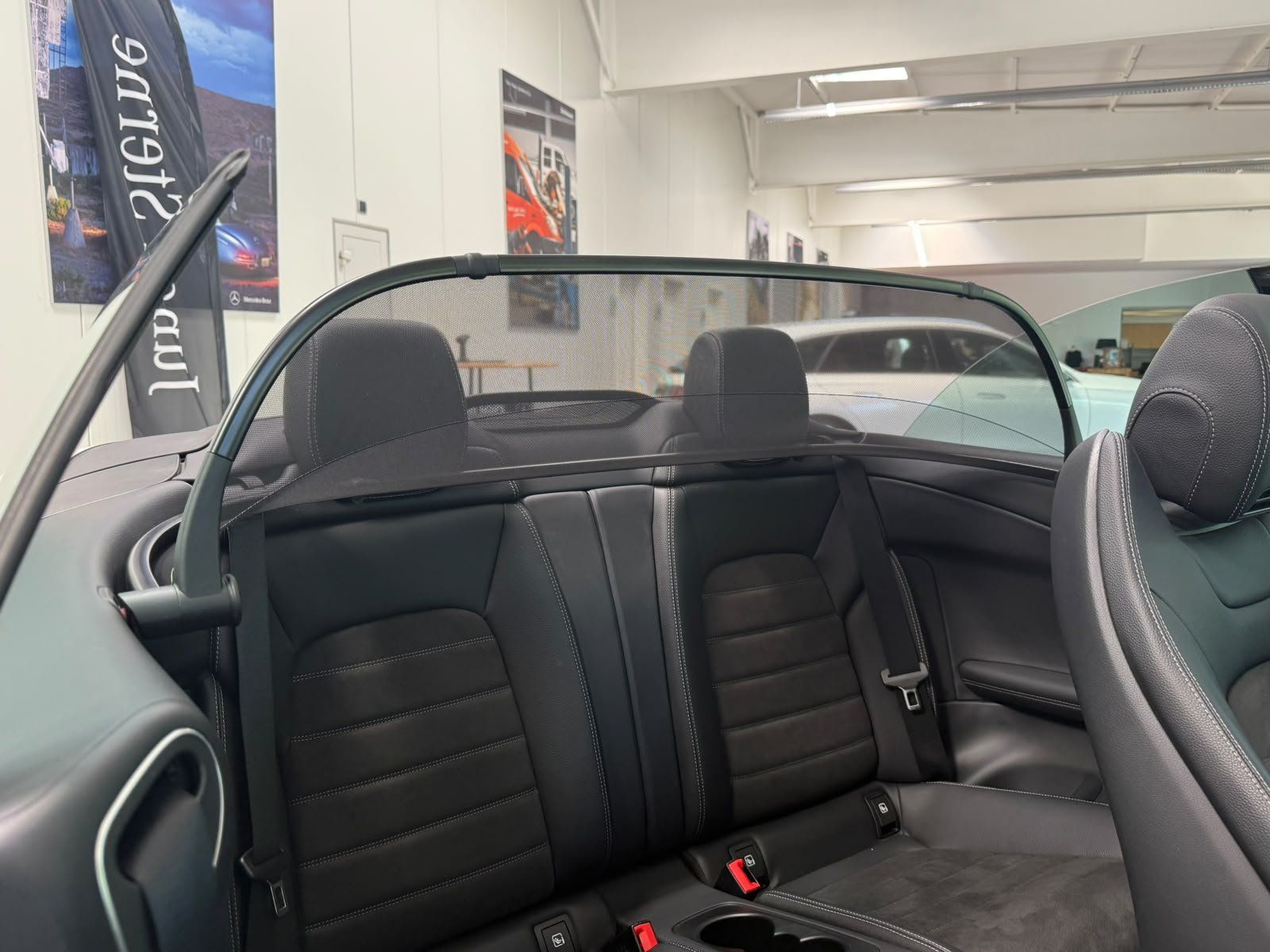 Fahrzeugabbildung Mercedes-Benz C 200 Cabriolet AMG NIGHT+KEYLESS+BURM+LED+TEMPO