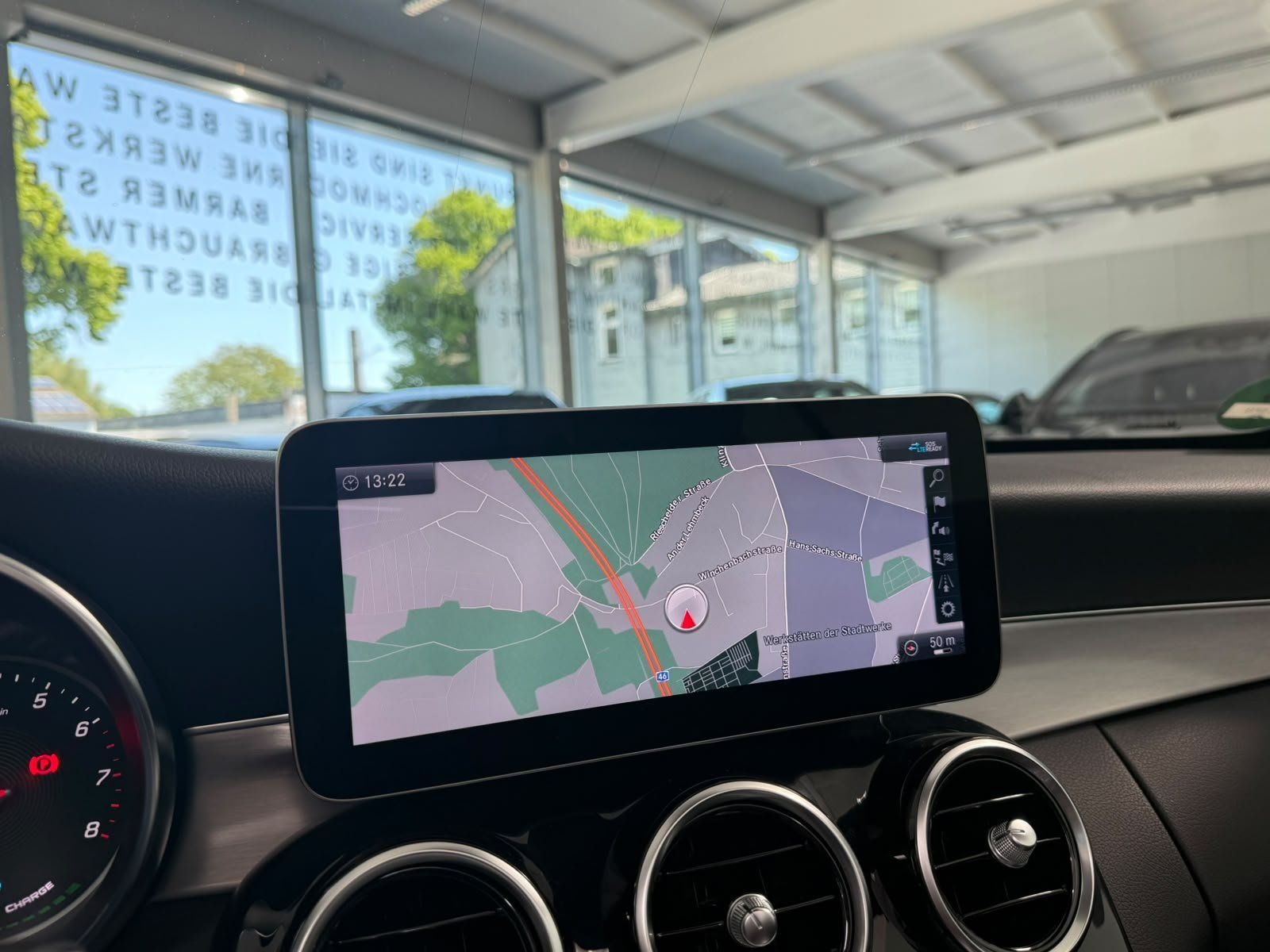 Fahrzeugabbildung Mercedes-Benz C 200 Cabriolet AMG NIGHT+KEYLESS+BURM+LED+TEMPO