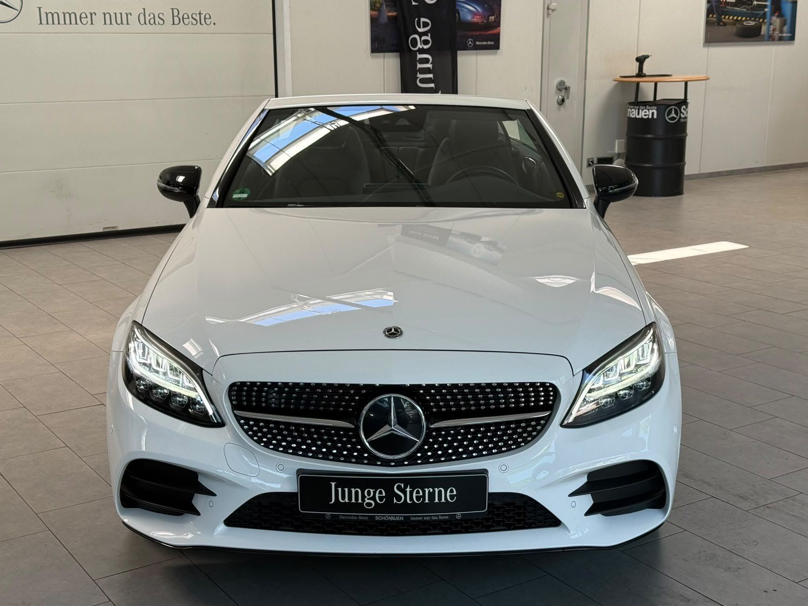 Fahrzeugabbildung Mercedes-Benz C 200 Cabriolet AMG NIGHT+KEYLESS+BURM+LED+TEMPO