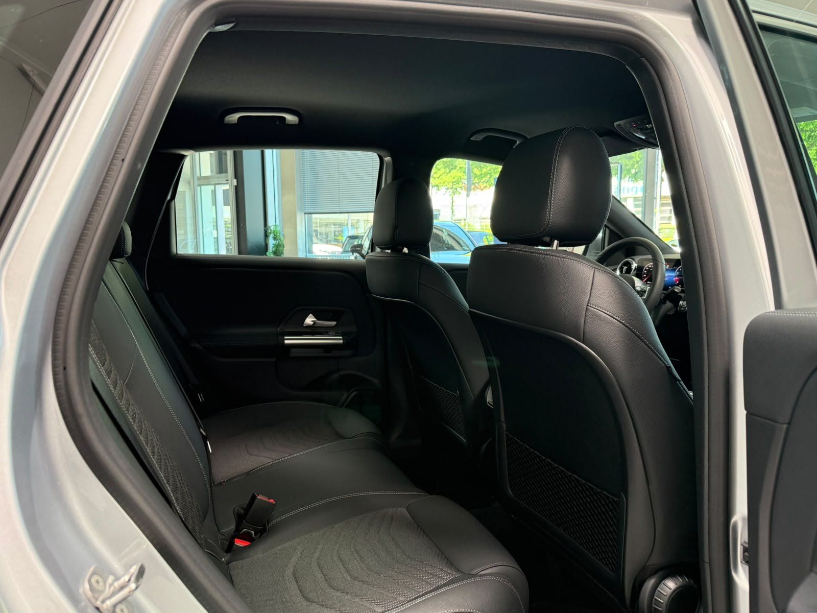Fahrzeugabbildung Mercedes-Benz B 180 PROGRESSIVE ADV. KAMERA+EASYPACK+LED+DAB