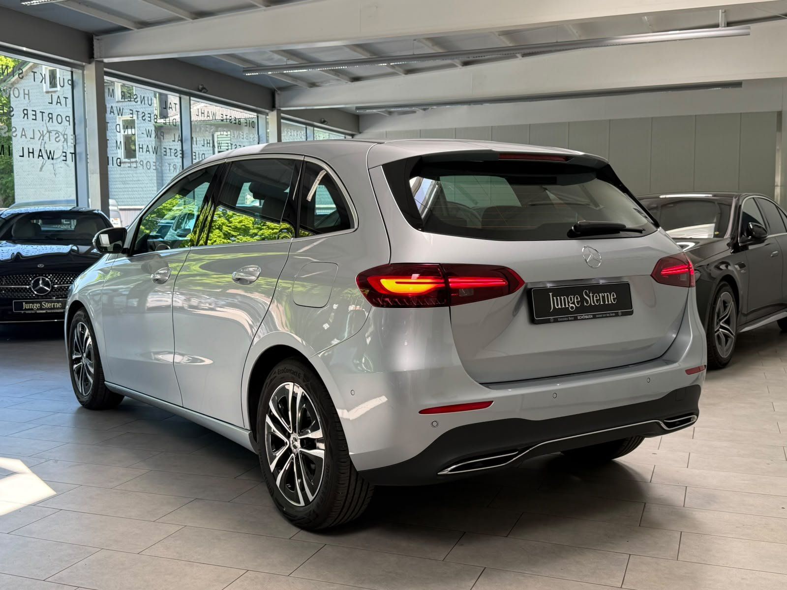 Fahrzeugabbildung Mercedes-Benz B 180 PROGRESSIVE ADV. KAMERA+EASYPACK+LED+DAB