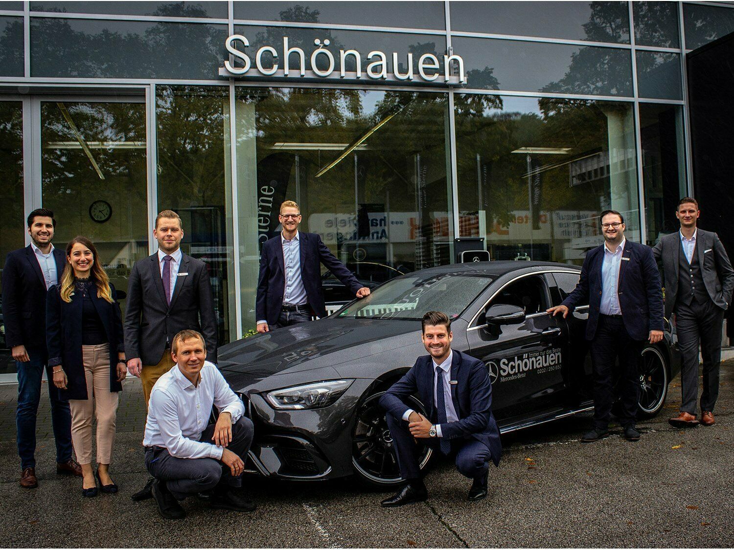 Fahrzeugabbildung Mercedes-Benz CLS 220 d AMG+MBEAM+BURM+DISTR+AHK+FAP+360°+DAB