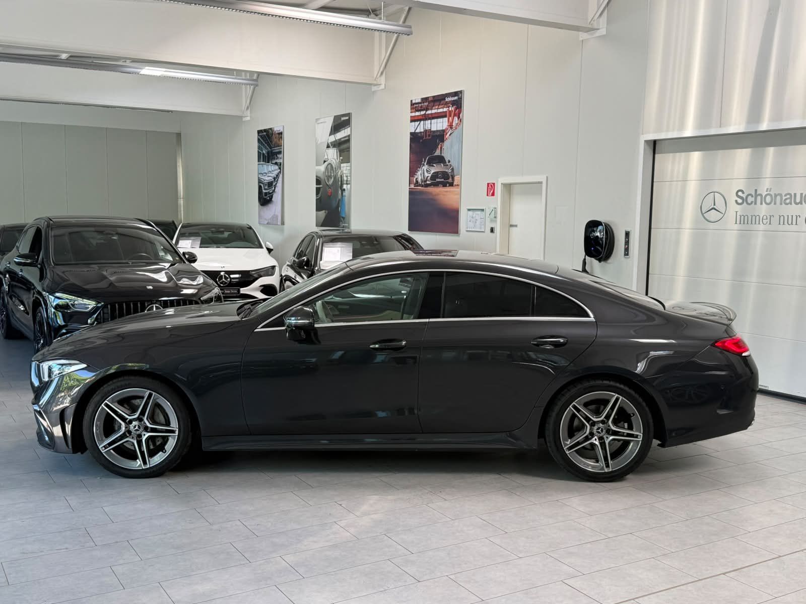 Fahrzeugabbildung Mercedes-Benz CLS 220 d AMG+MBEAM+BURM+DISTR+AHK+FAP+360°+DAB
