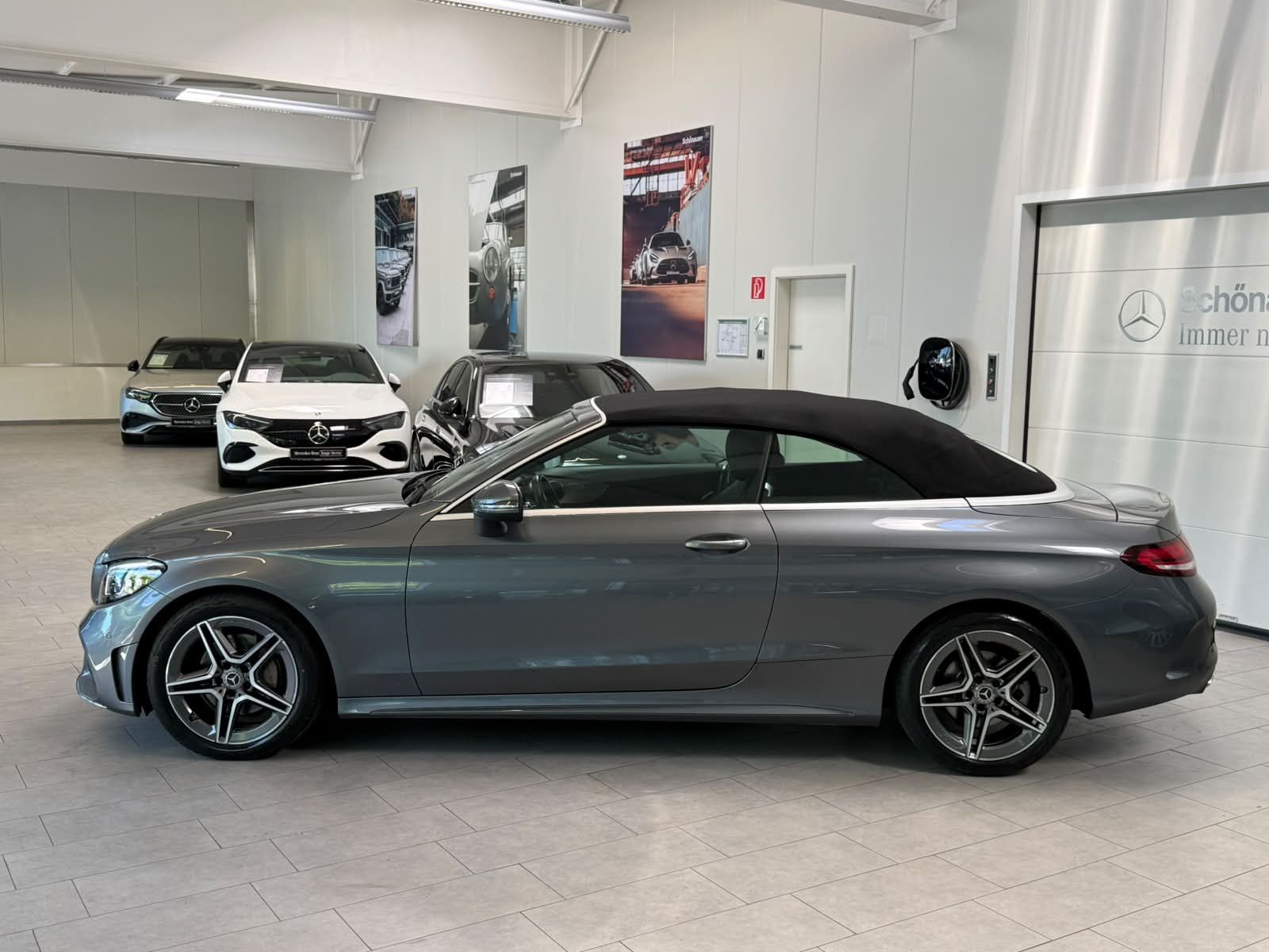 Fahrzeugabbildung Mercedes-Benz C 180 Cabrio AMG+MBEAM+KEYLESS+KAMERA+AMBI+TEMP