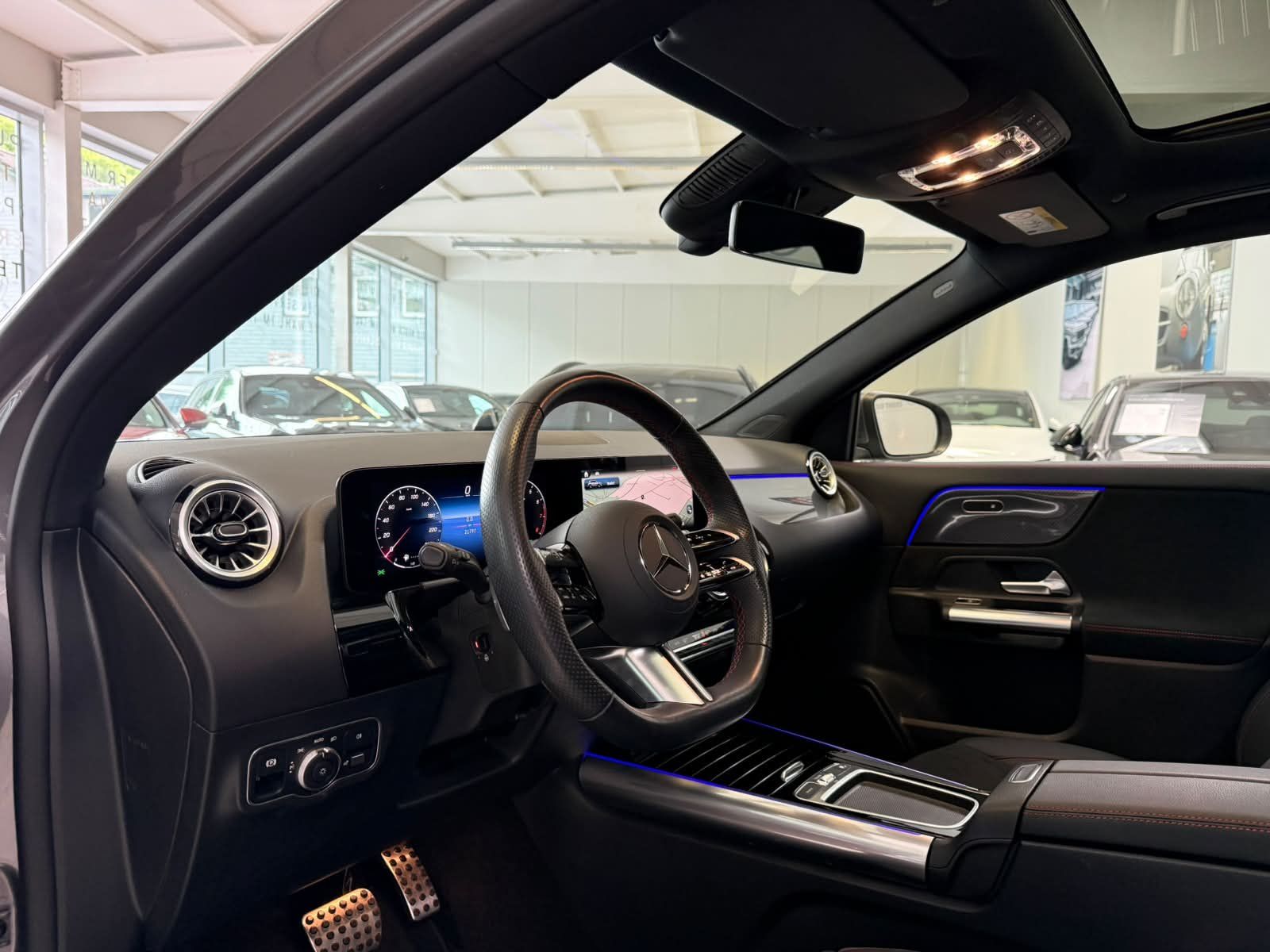Fahrzeugabbildung Mercedes-Benz GLA 200 AMG+PANO+KAMERA+19"+KEYLESSGO+DAB+LED