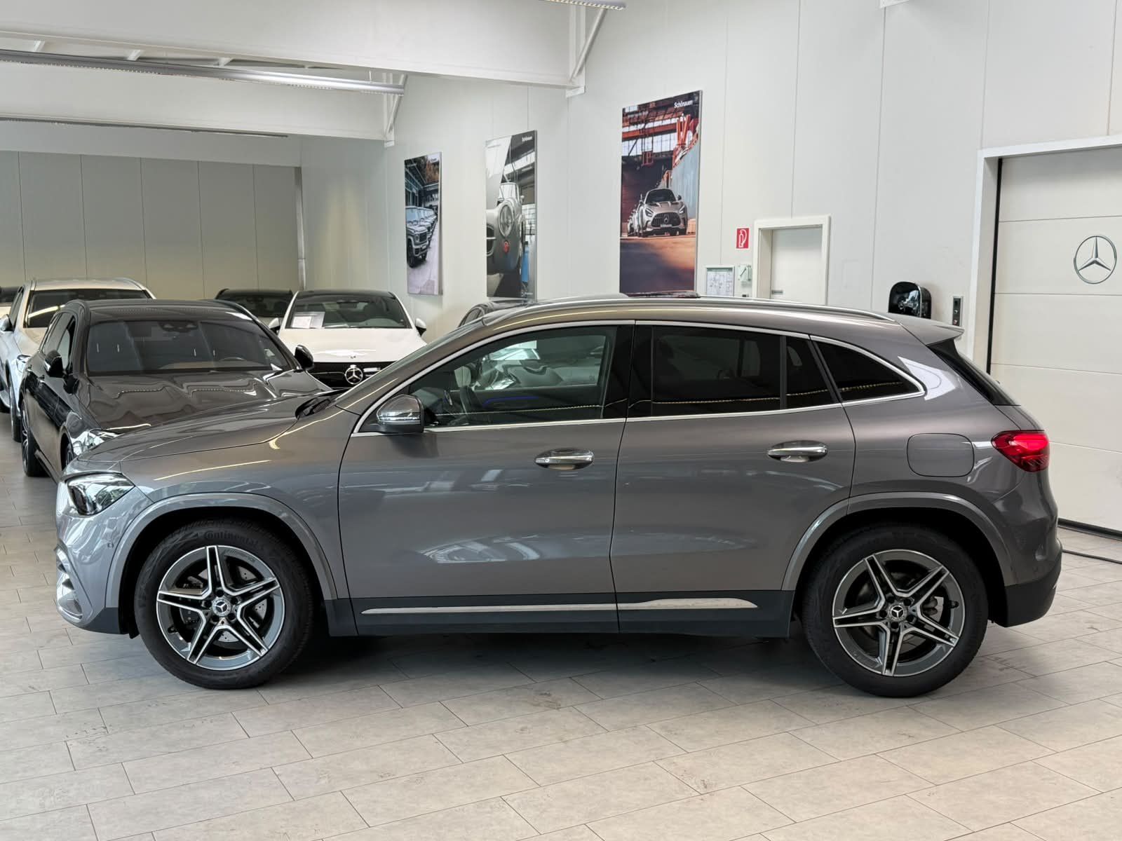 Fahrzeugabbildung Mercedes-Benz GLA 200 AMG+PANO+KAMERA+19"+KEYLESSGO+DAB+LED