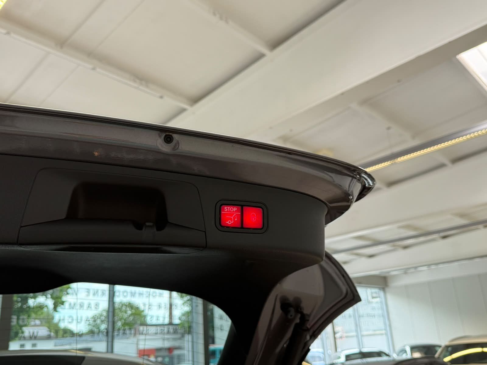 Fahrzeugabbildung Mercedes-Benz GLA 200 AMG+PANO+KAMERA+19"+KEYLESSGO+DAB+LED