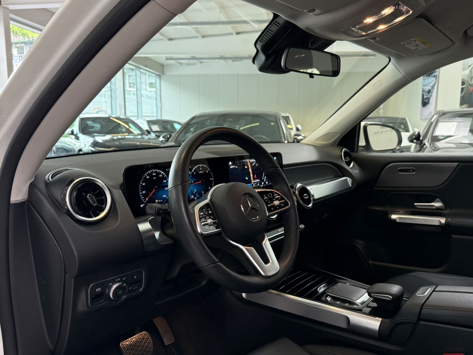 Fahrzeugabbildung Mercedes-Benz GLB 200 d PROGRESSIVE+LED+TEMPOMAT+KAMERA+DAB