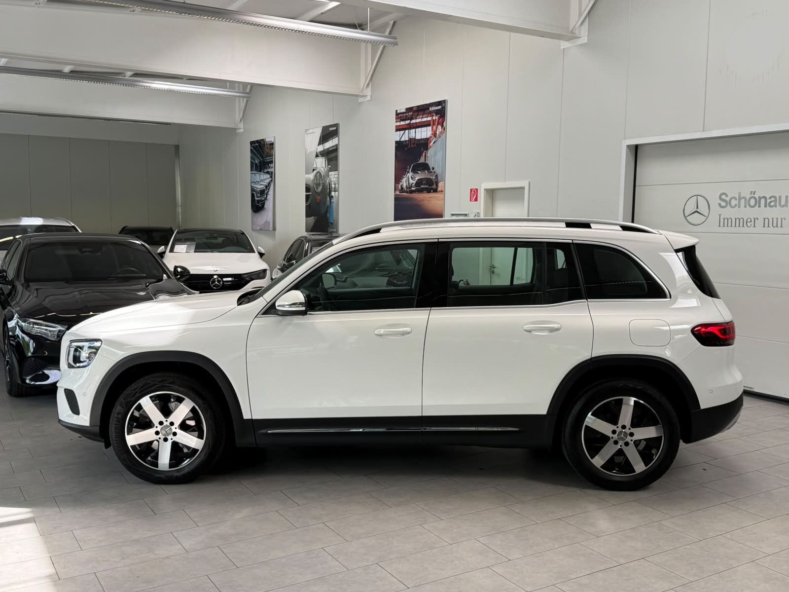Fahrzeugabbildung Mercedes-Benz GLB 200 d PROGRESSIVE+LED+TEMPOMAT+KAMERA+DAB