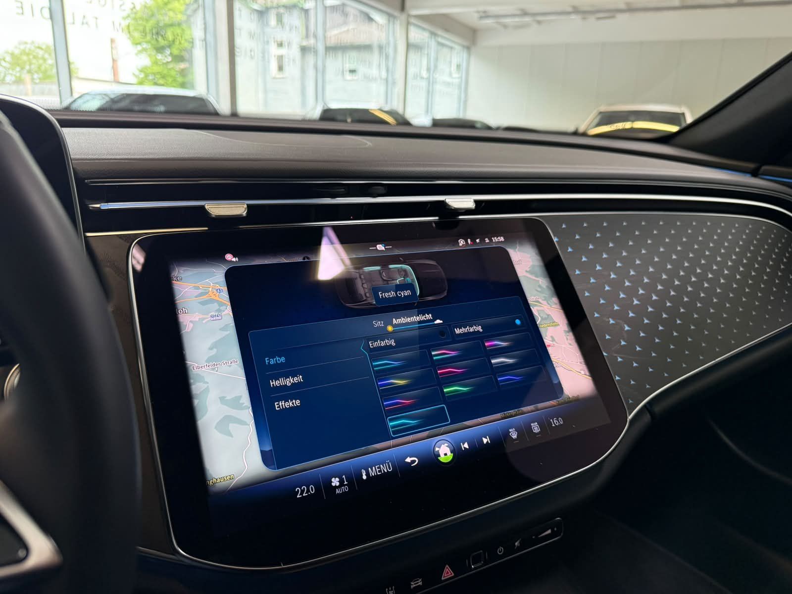 Fahrzeugabbildung Mercedes-Benz E 220 d AVANTGARDE ADV.+AHK+STDHZ+BURM4D+18"