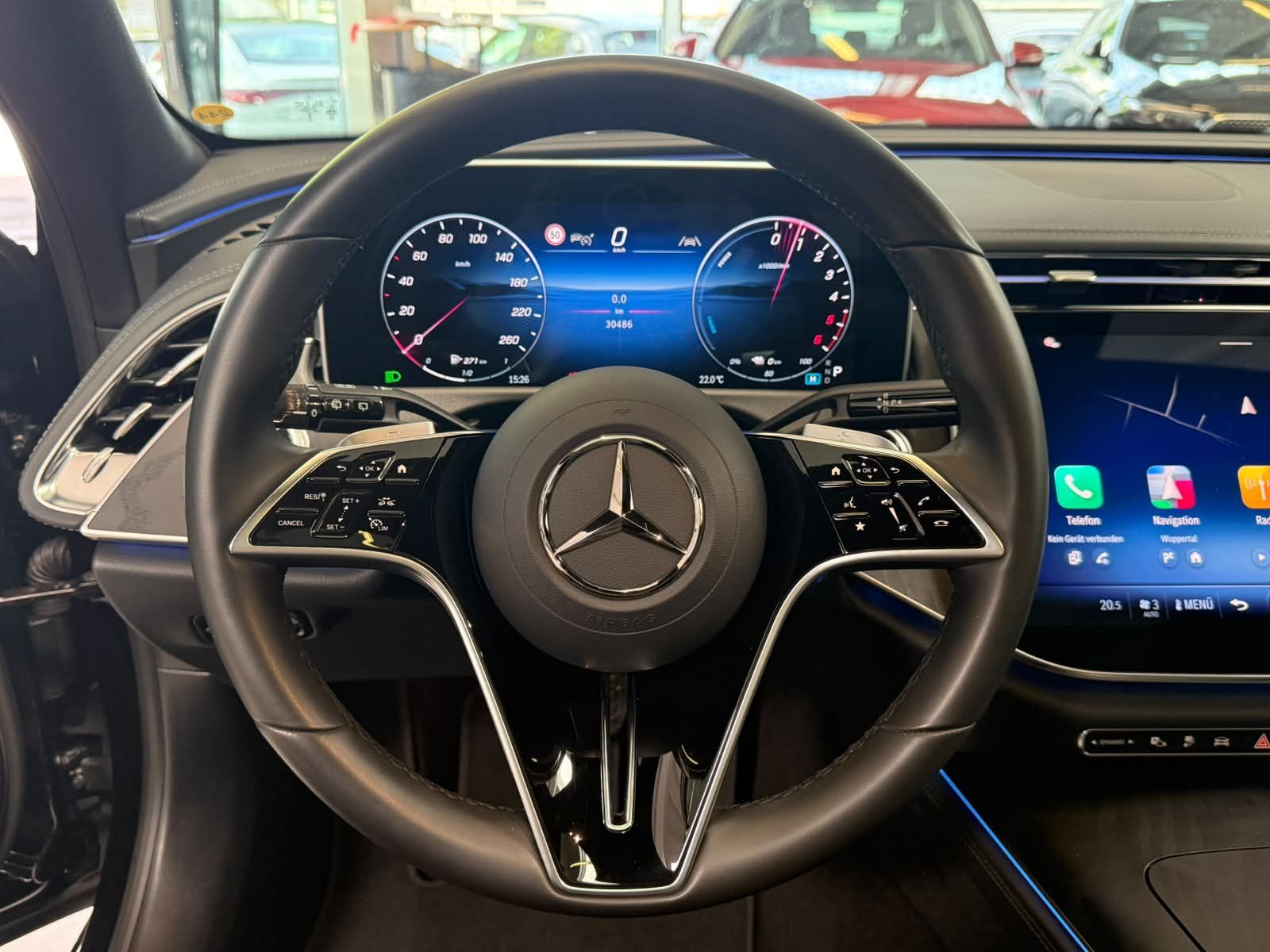Fahrzeugabbildung Mercedes-Benz E 300 de T AVG.ADV.PLUS+PANORAMA+BURM4D+AHK+360°