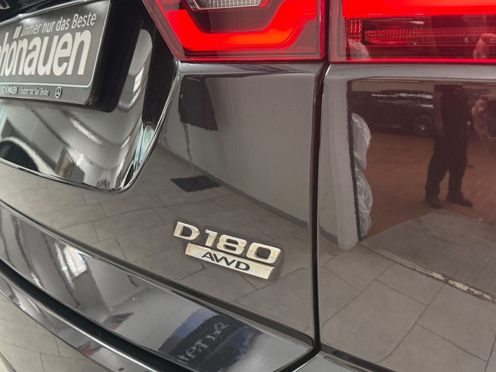 Fahrzeugabbildung Jaguar E-PACE R-Dynamic SE D180 AWD - VK nur an GEWERBE