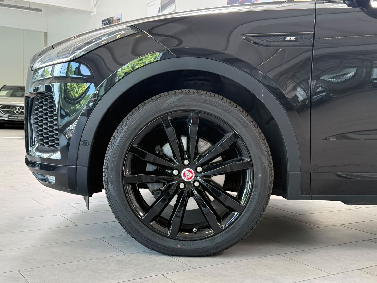 Fahrzeugabbildung Jaguar E-PACE R-Dynamic SE D180 AWD - VK nur an GEWERBE