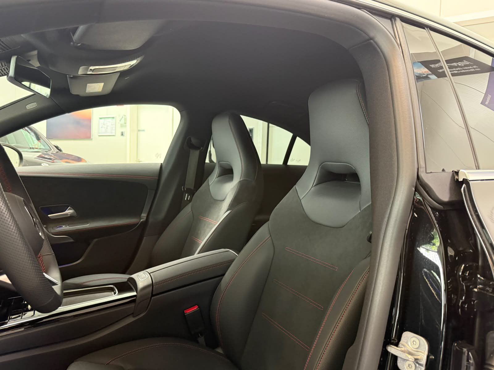 Fahrzeugabbildung Mercedes-Benz CLA 200 d Coupé AMG VERSTELLDÄMPF+TOTWINKEL+SIGN