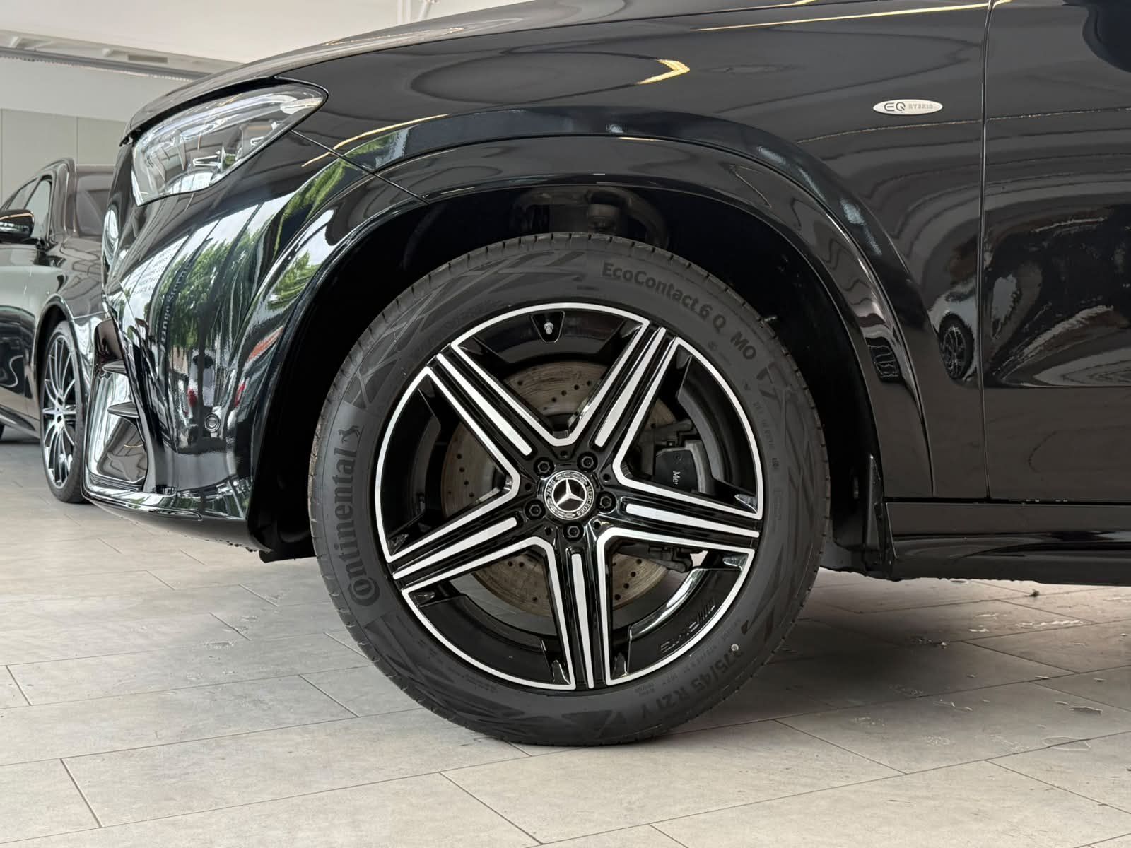 Fahrzeugabbildung Mercedes-Benz GLE 400 e 4M EQ AMG PREMIUM+21"+NIGHT+AIRMATIC