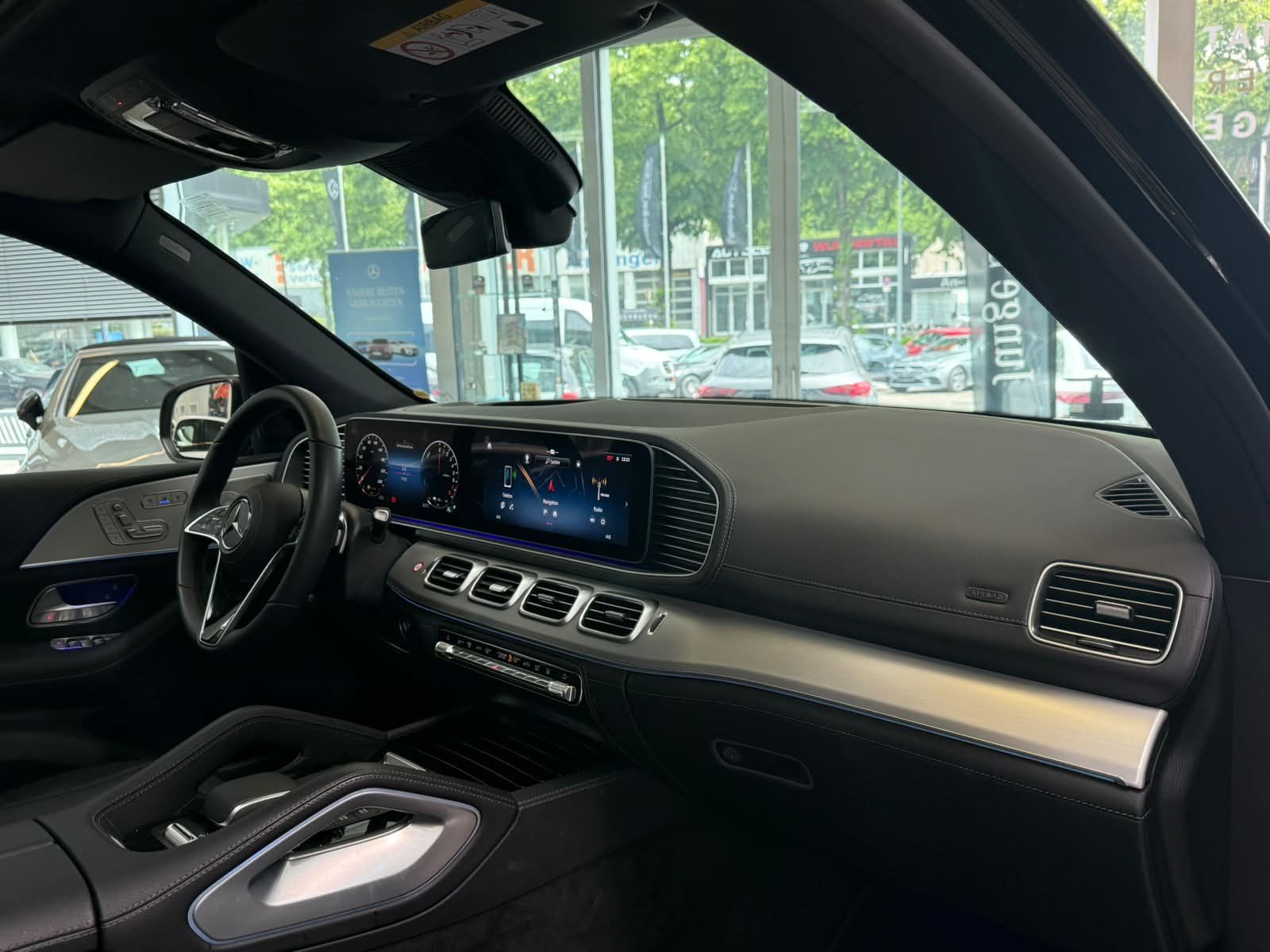 Fahrzeugabbildung Mercedes-Benz GLE 400 e 4M EQ AMG PREMIUM+21"+NIGHT+AIRMATIC