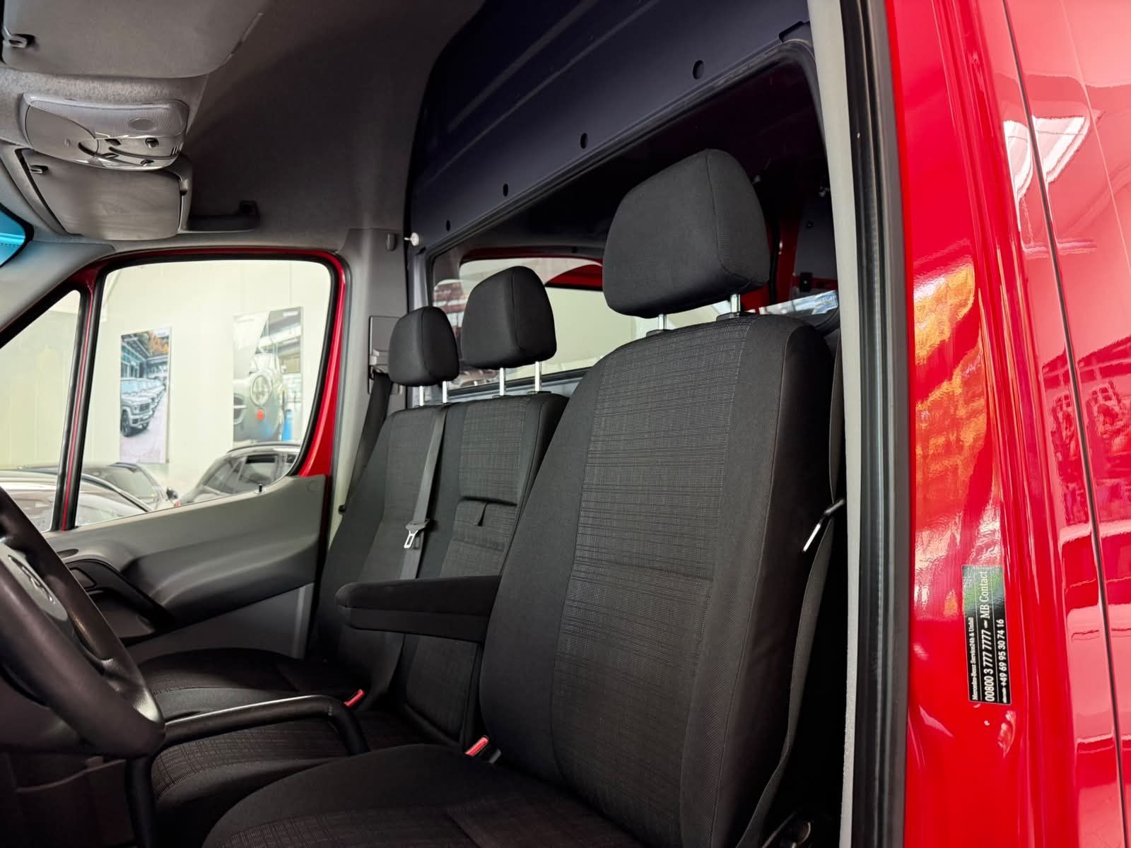 Fahrzeugabbildung Mercedes-Benz Sprinter 216 CDI KA Hoch L2H2 Automatik Klima