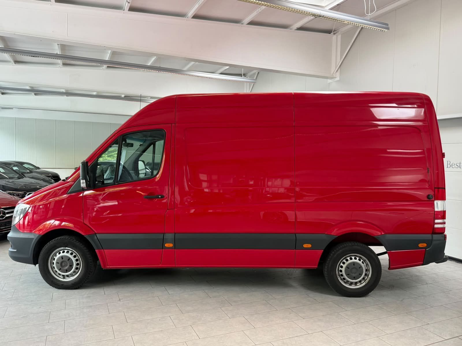 Fahrzeugabbildung Mercedes-Benz Sprinter 216 CDI KA Hoch L2H2 Automatik Klima