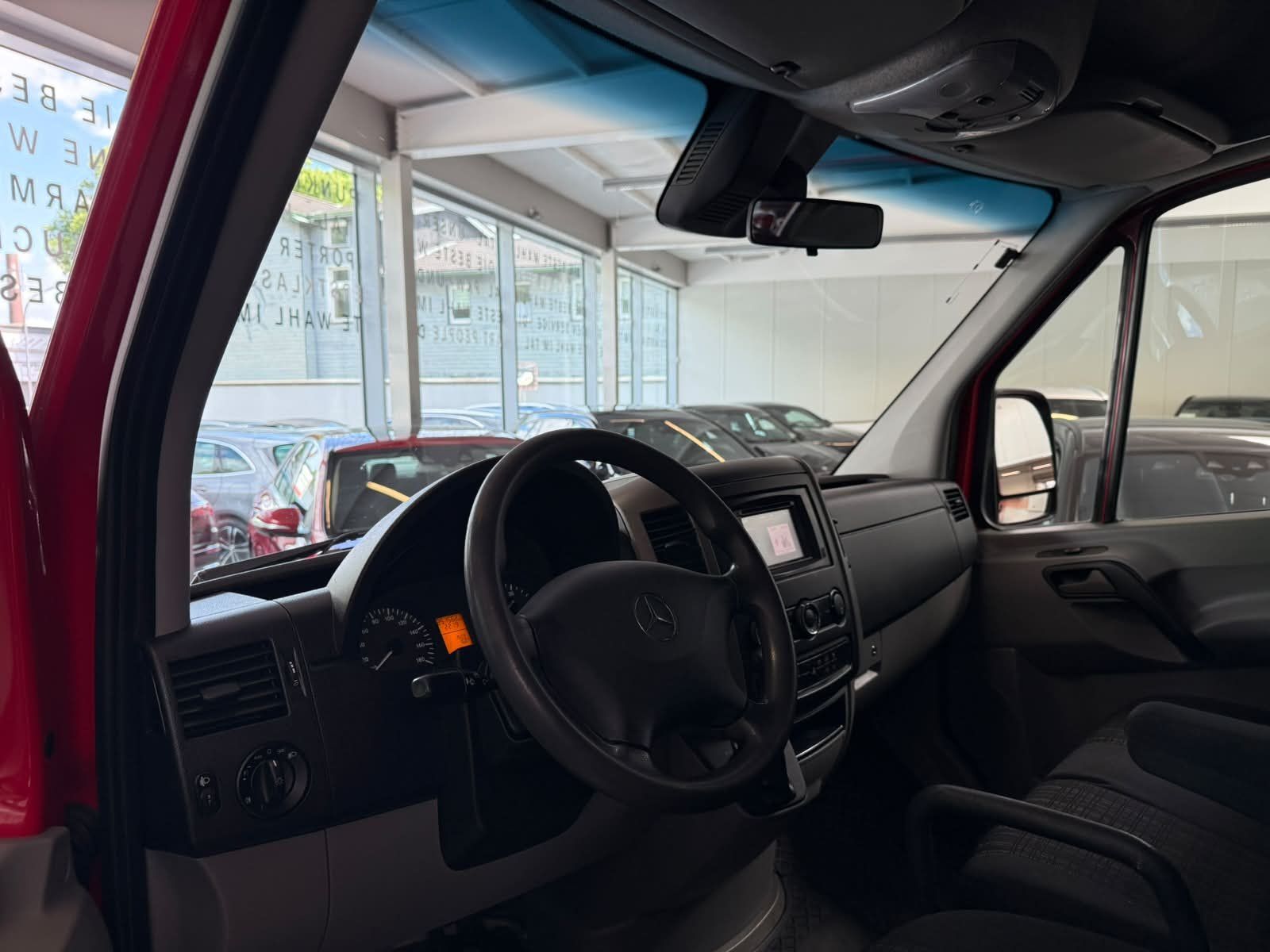 Fahrzeugabbildung Mercedes-Benz Sprinter 216 CDI KA Hoch L2H2 Automatik Klima