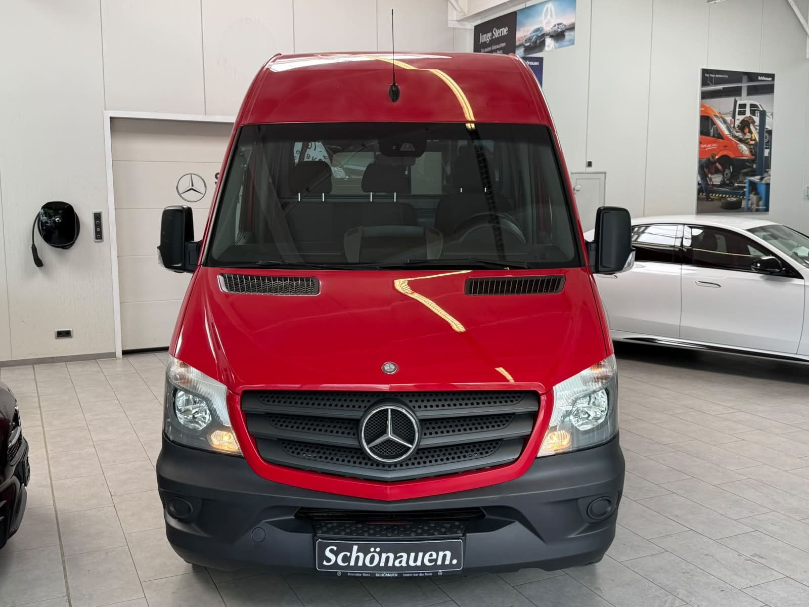 Fahrzeugabbildung Mercedes-Benz Sprinter 216 CDI KA Hoch L2H2 Automatik Klima