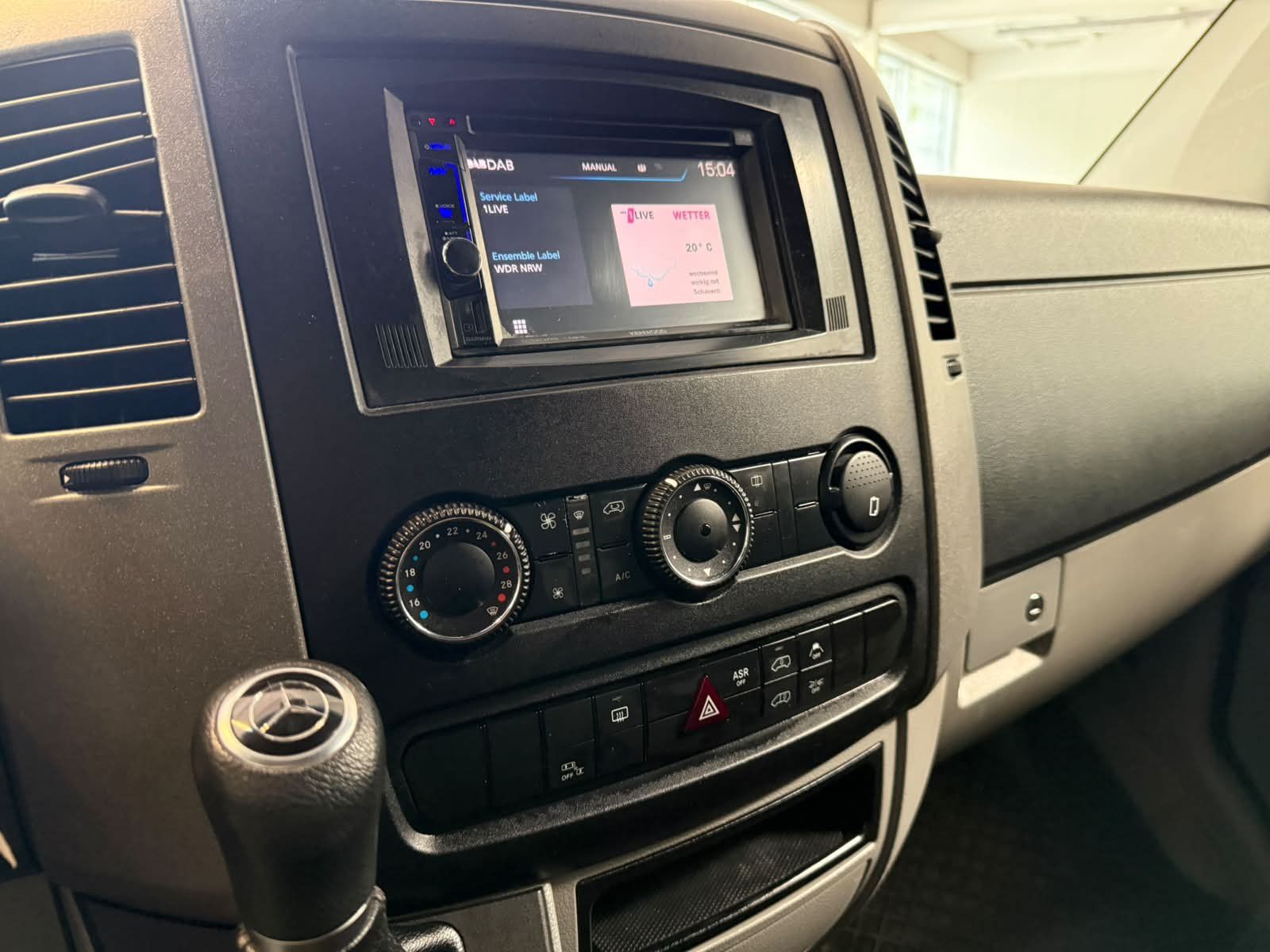 Fahrzeugabbildung Mercedes-Benz Sprinter 216 CDI KA Hoch L2H2 Automatik Klima